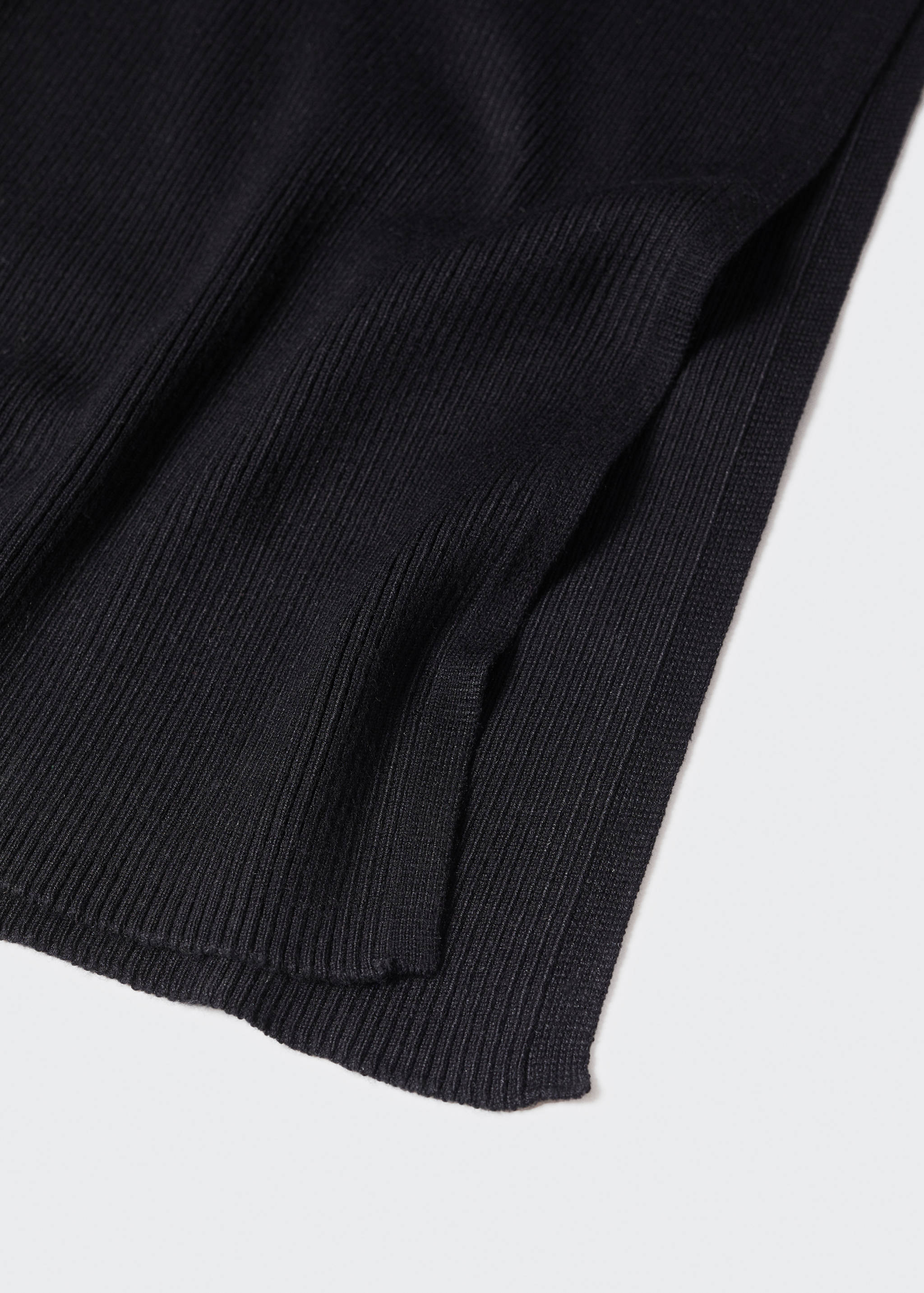 Ribbed knit dress with opening - Details of the article 8