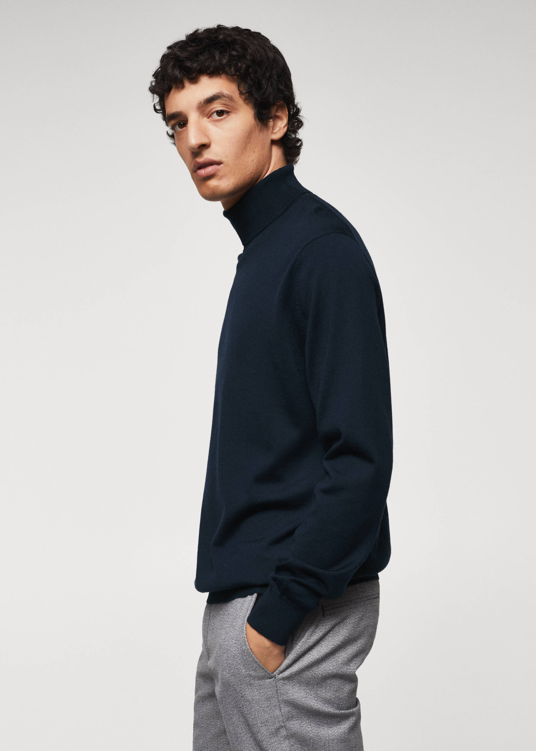 Turtleneck wool sweater - Details of the article 2