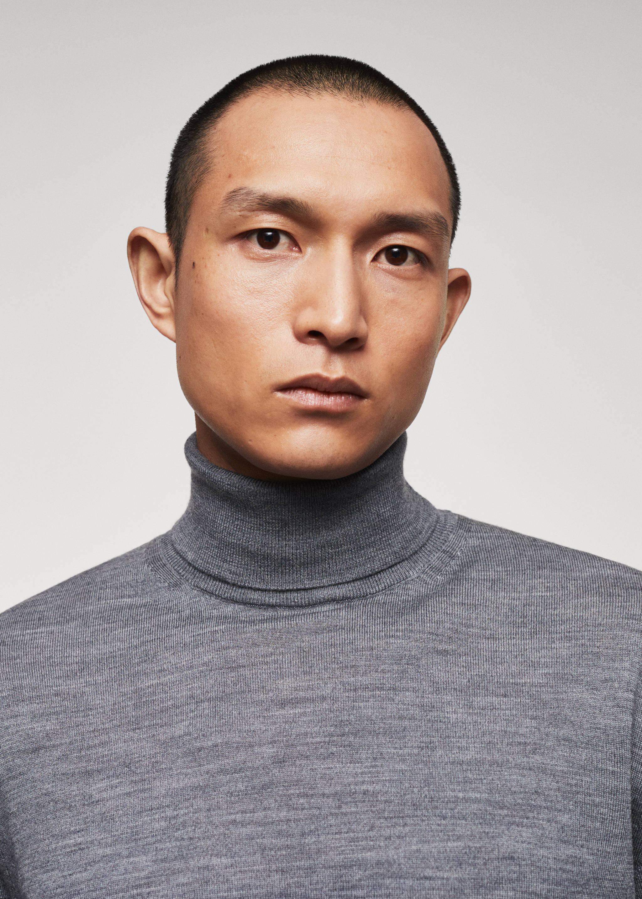 Turtleneck wool sweater - Details of the article 1