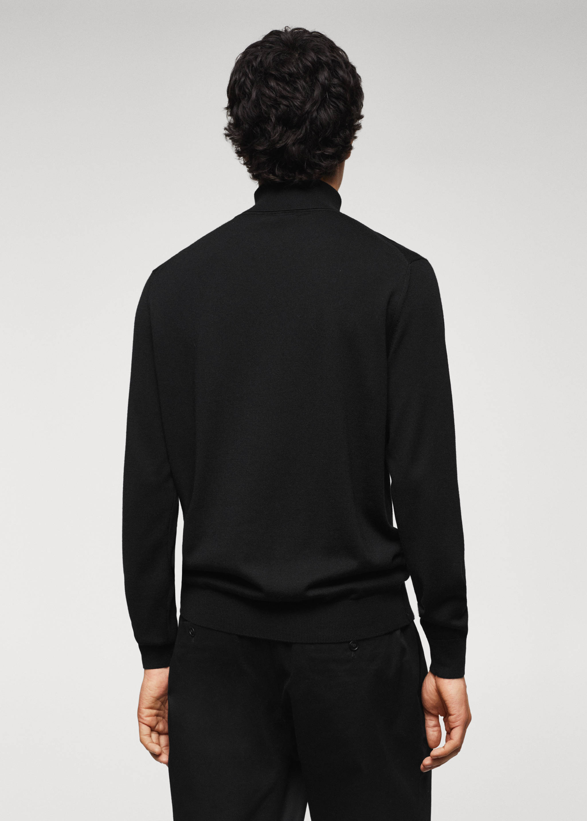 Turtleneck wool sweater - Reverse of the article