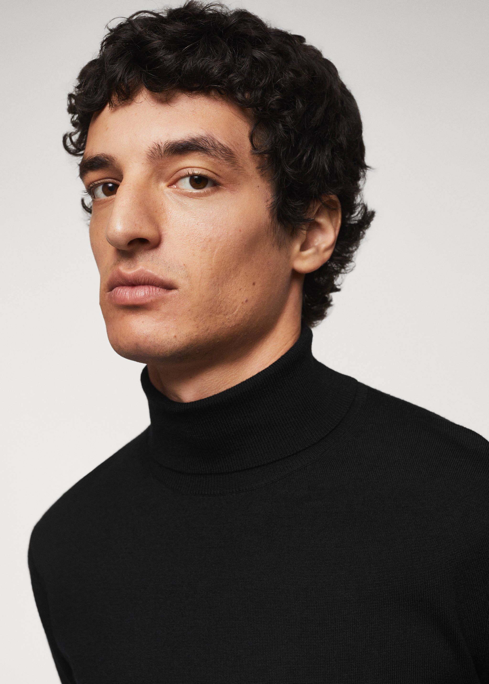 Turtleneck wool sweater - Details of the article 1