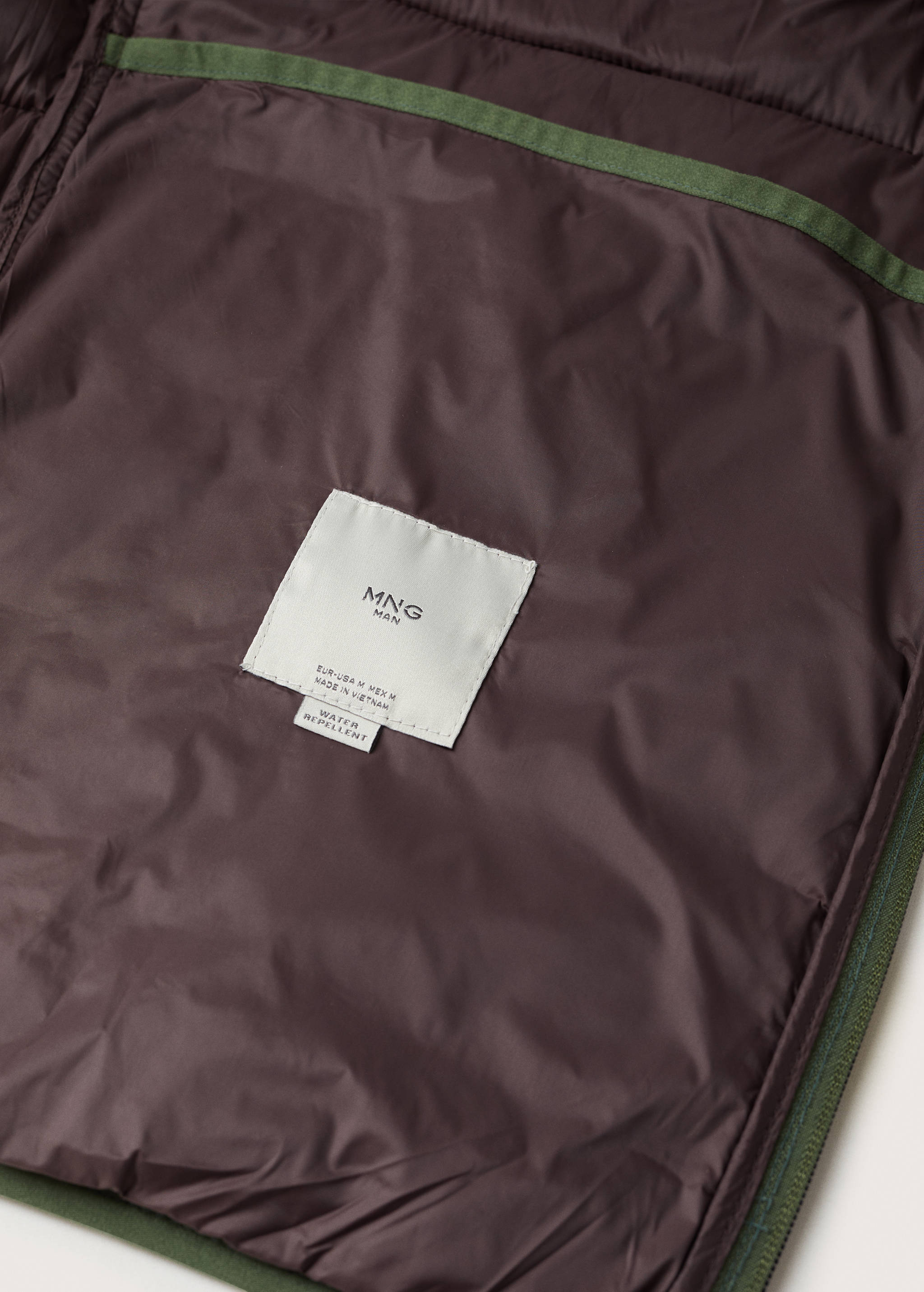 Ultra-light padded jacket - Details of the article 8