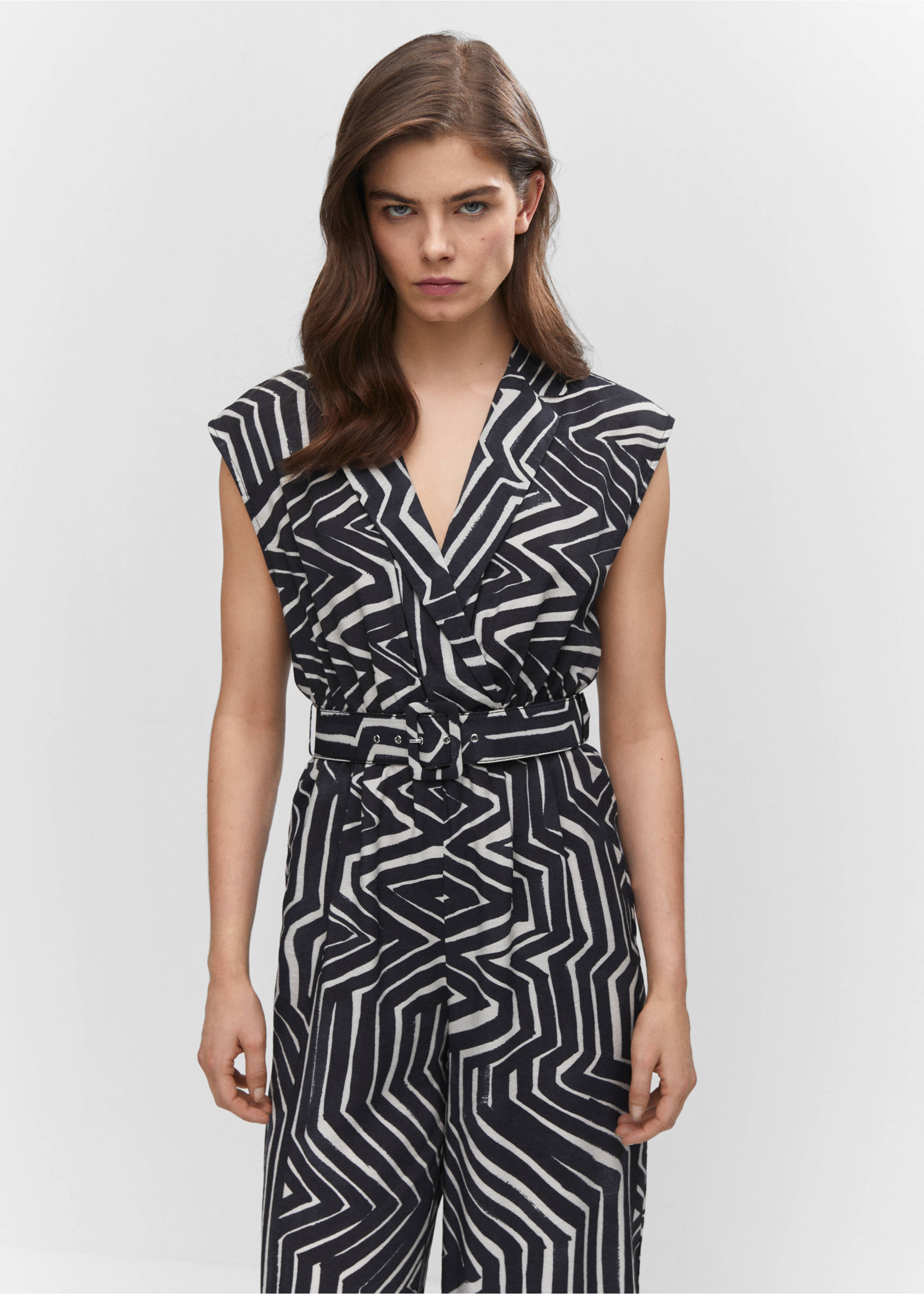 Belt printed jumpsuit - Medium plane, Black. Ref: 57000206-00.