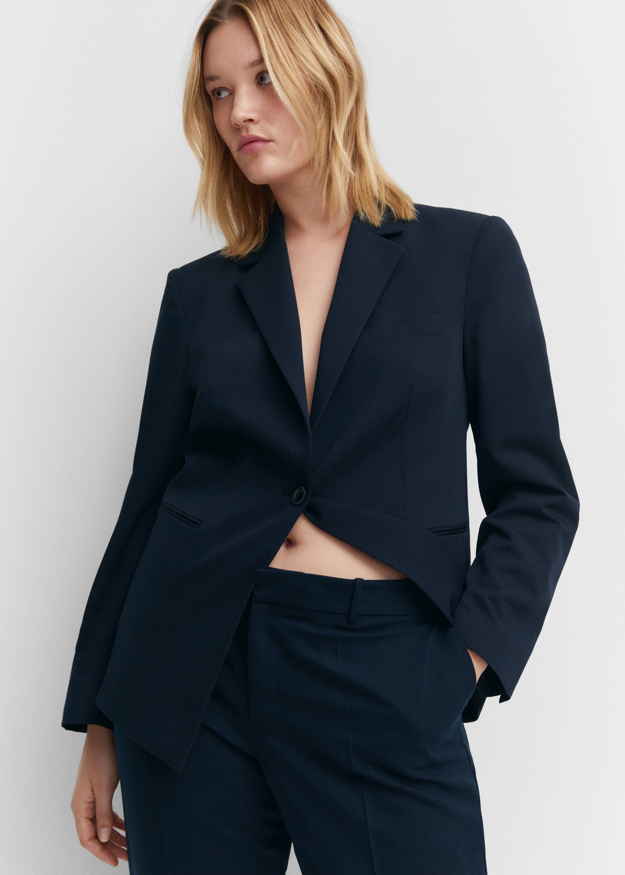 Straight suit trousers - Details of the article 4