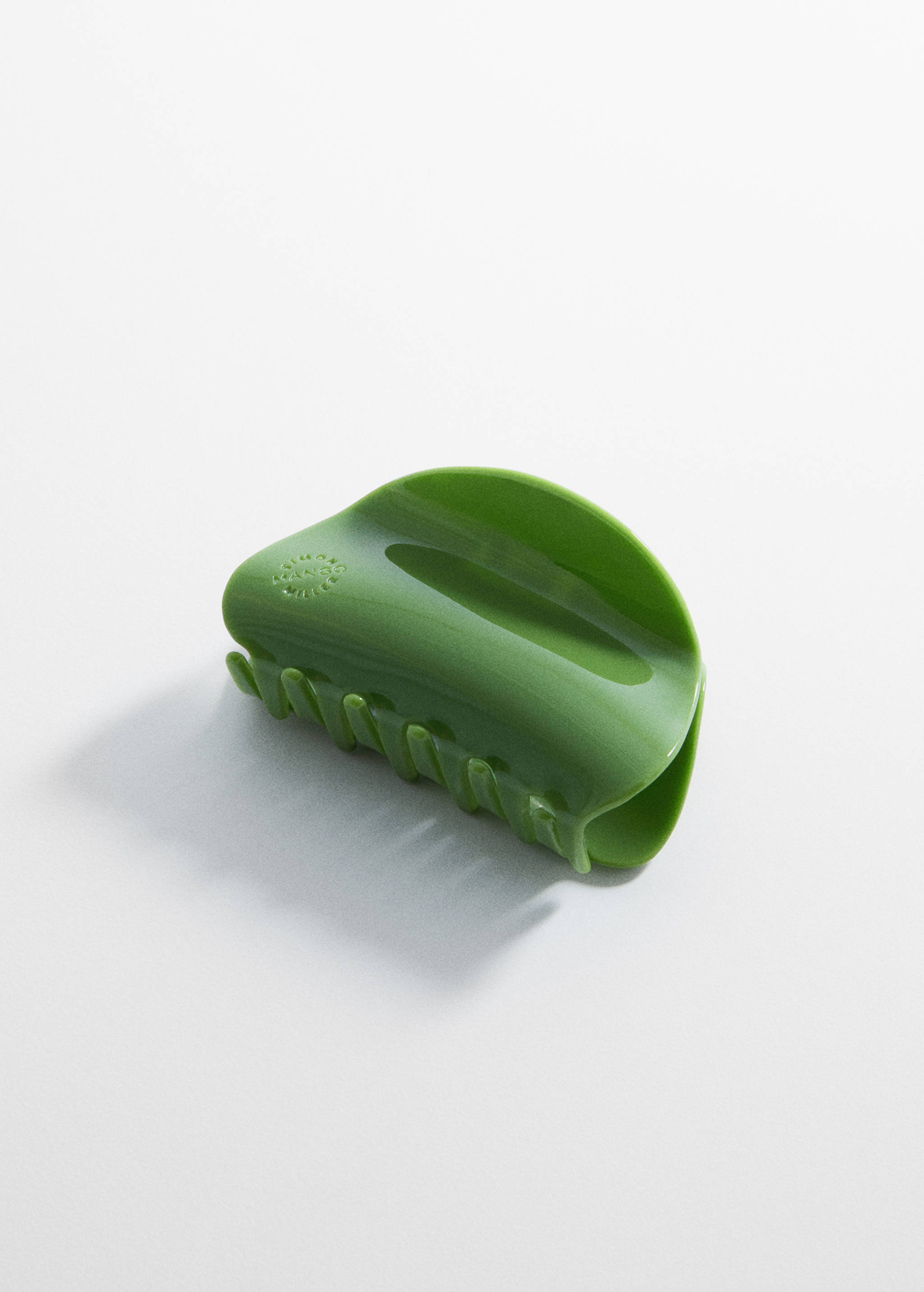 Pince à cheveux - Plan moyen