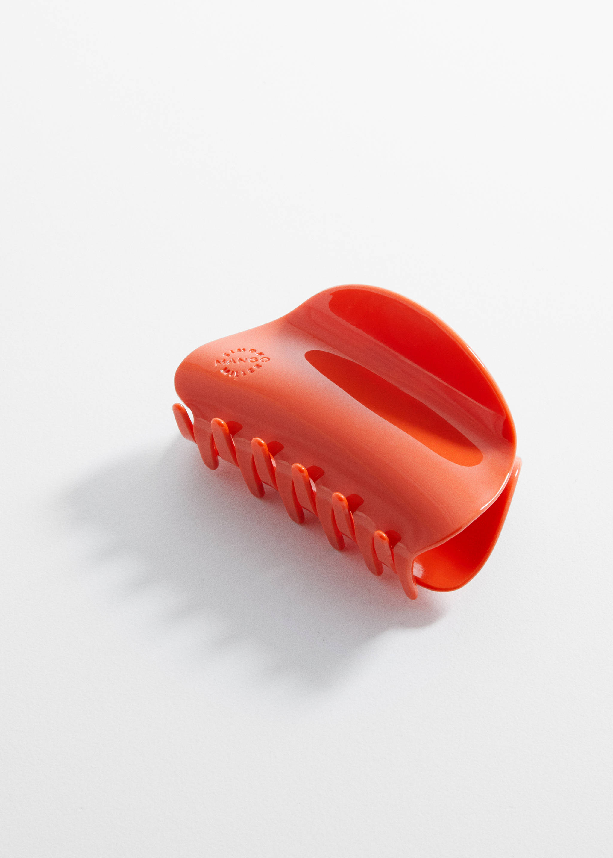 Pince à cheveux - Plan moyen