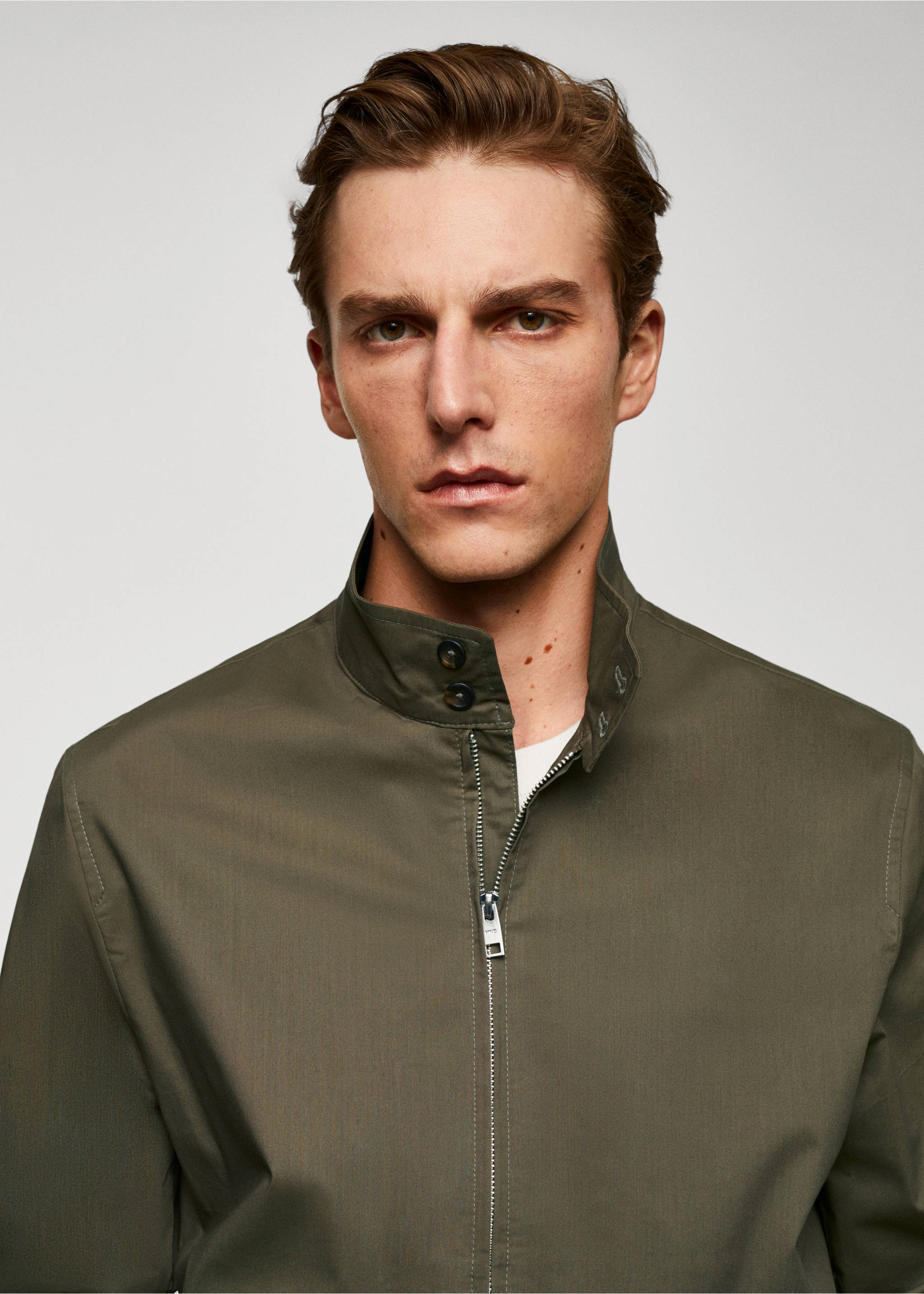 Lightweight fabric bomber jacket - Details of the article 1, Khaki. Ref: 57000564-00.