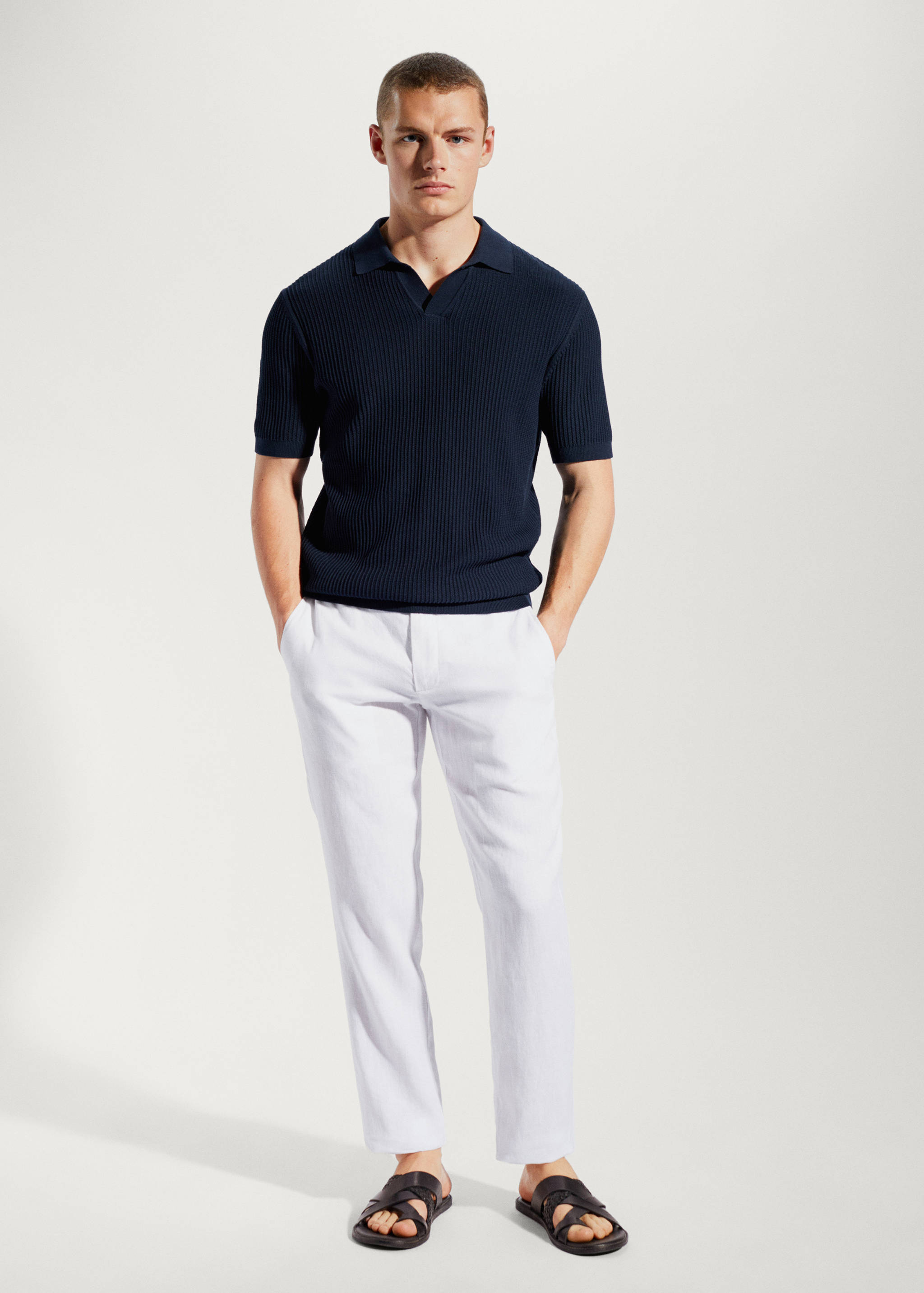 Slim-fit 100% linen trousers - General plane