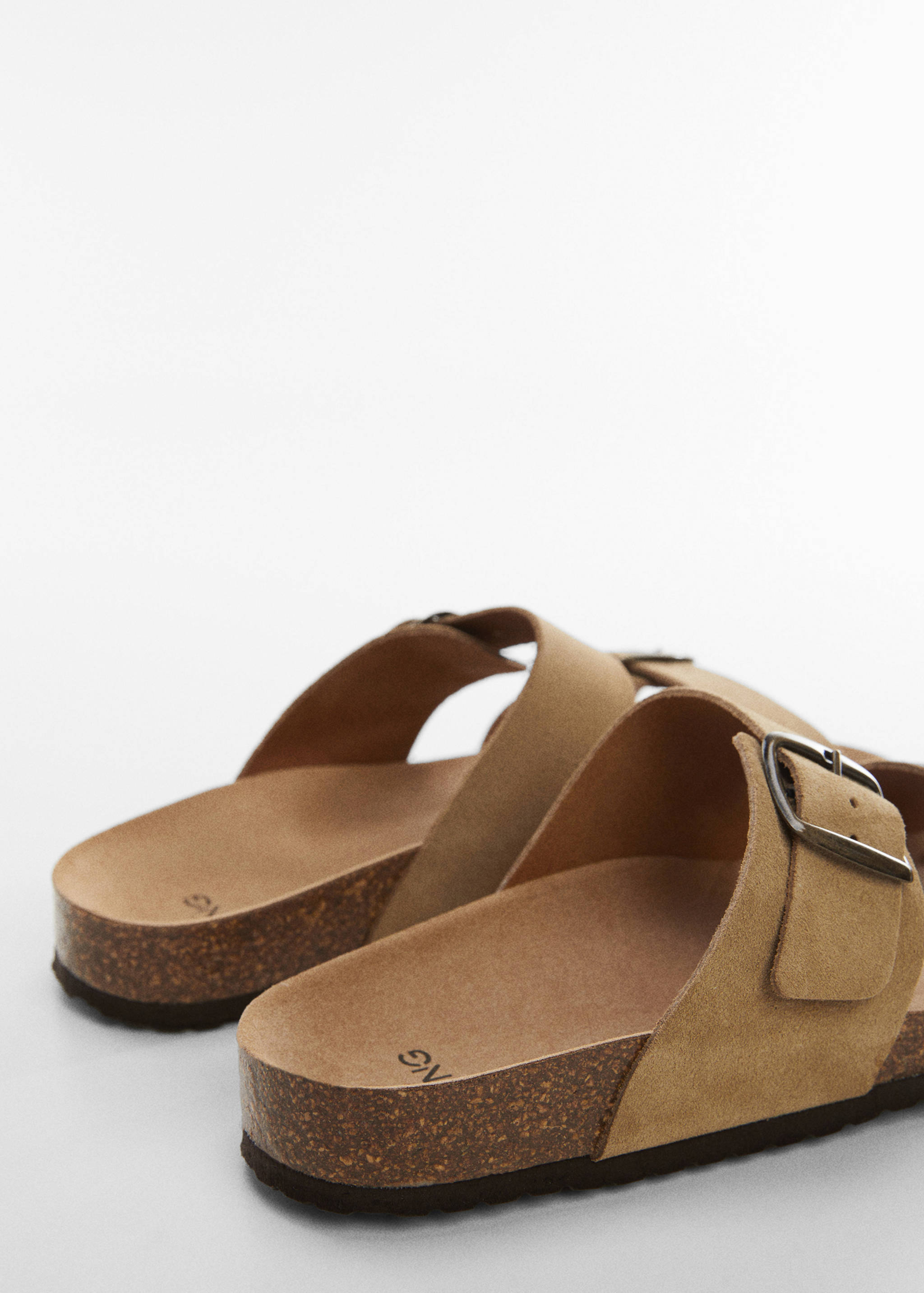 Split leather sandals with buckle - Details of the article 2