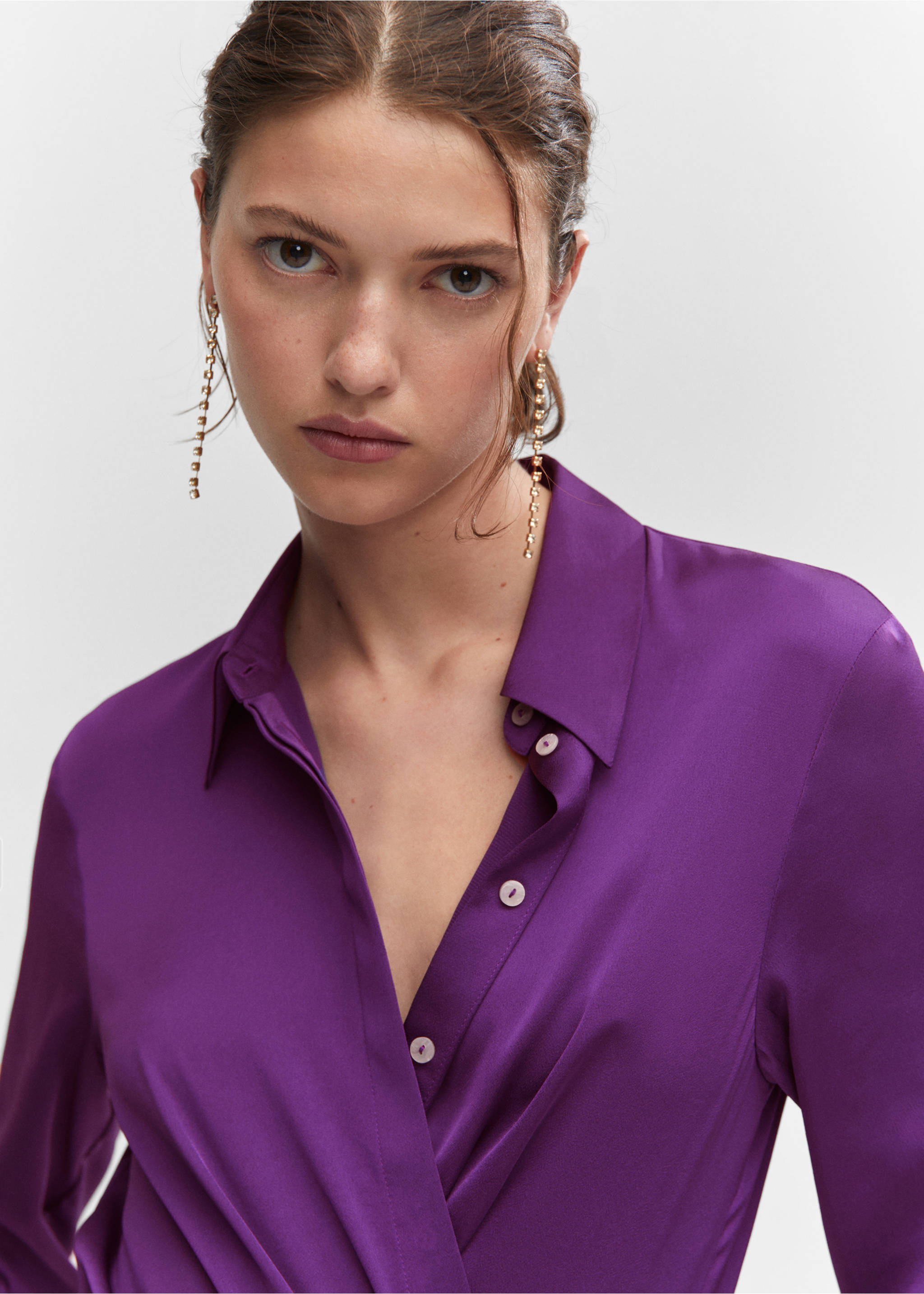 Satin finish flowy shirt - Details of the article 1, Purple. Ref: 57003777-00.