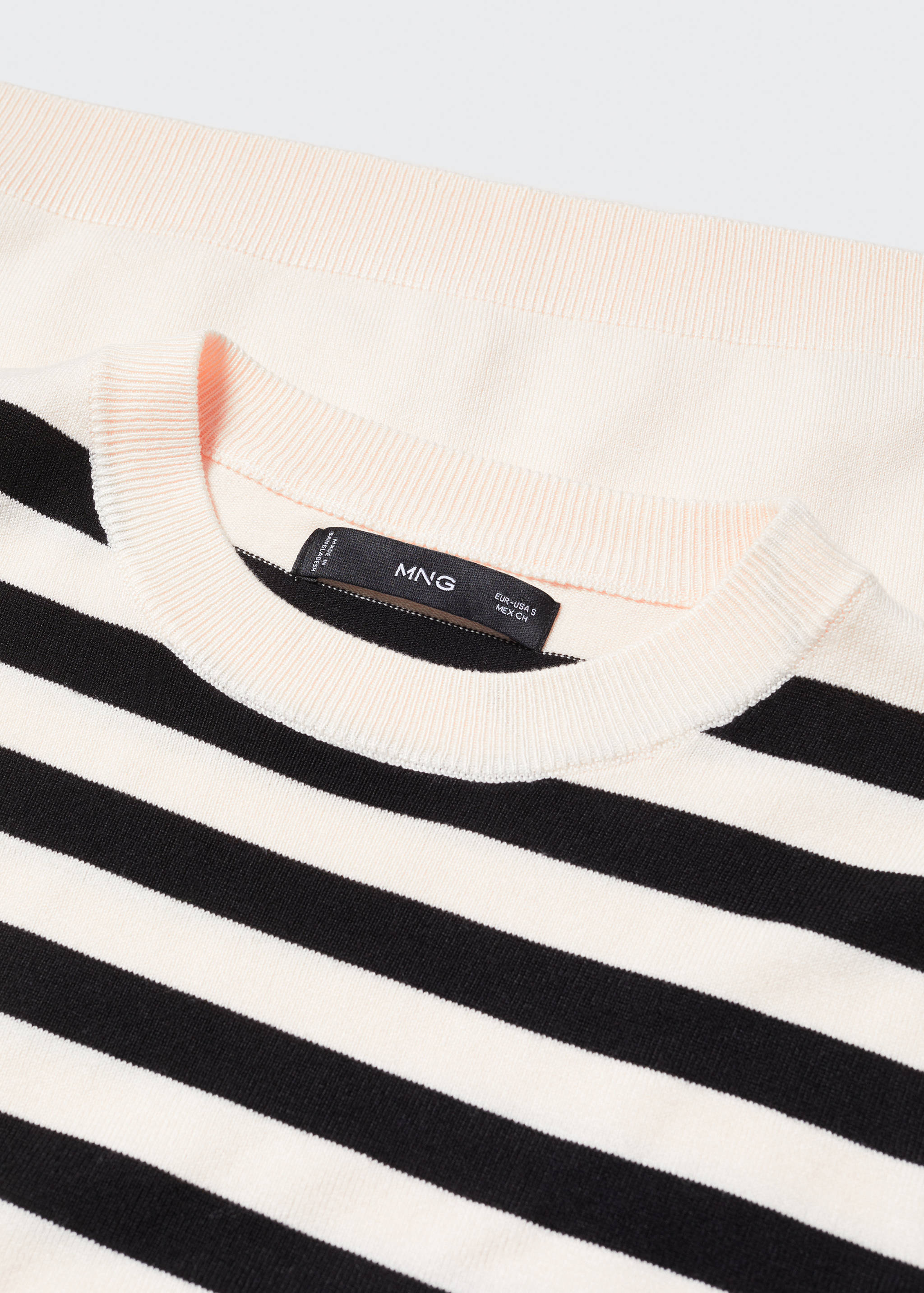 Striped short-sleeved sweater - Details of the article 8