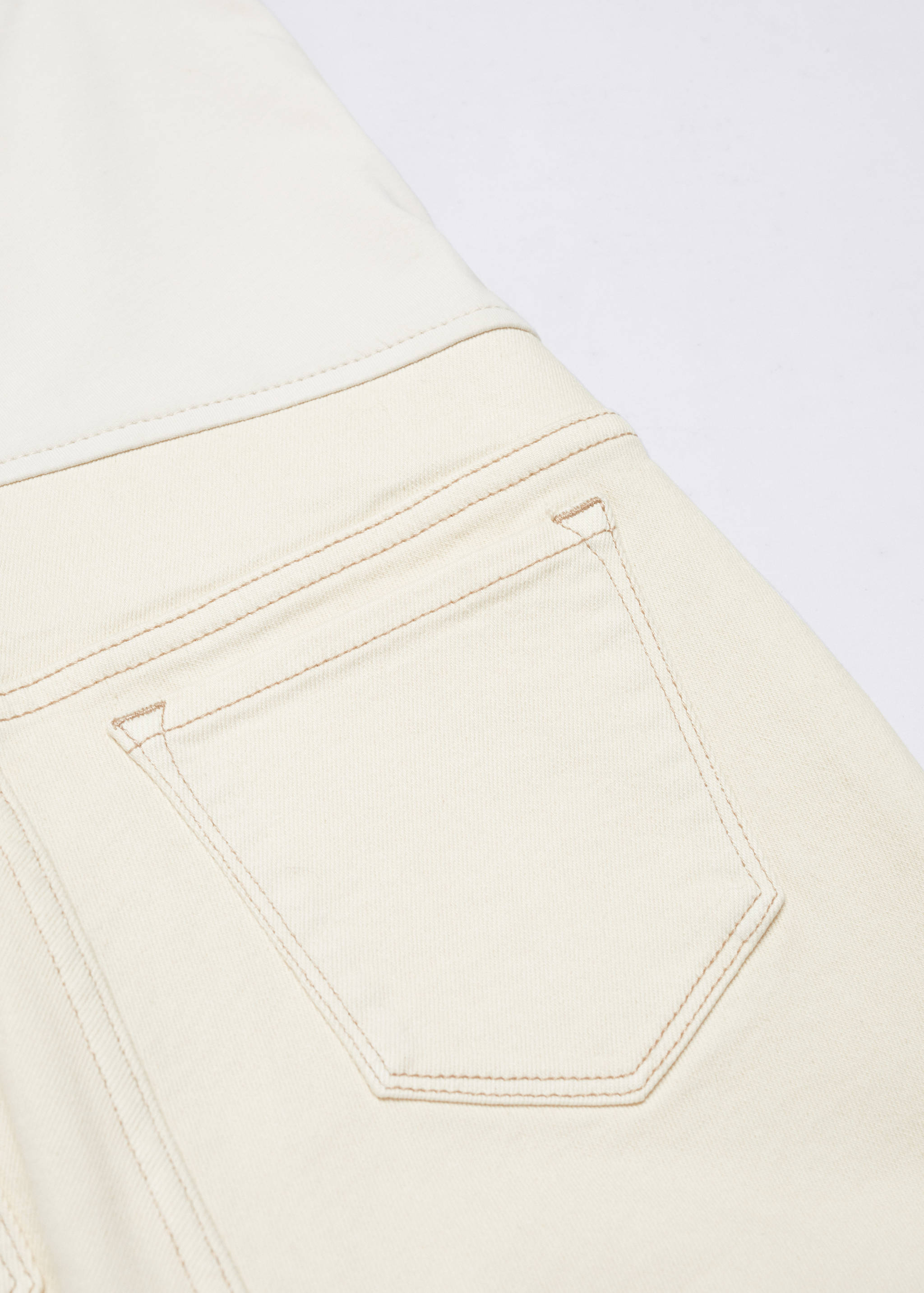 妈咪喇叭七分牛仔裤 - null