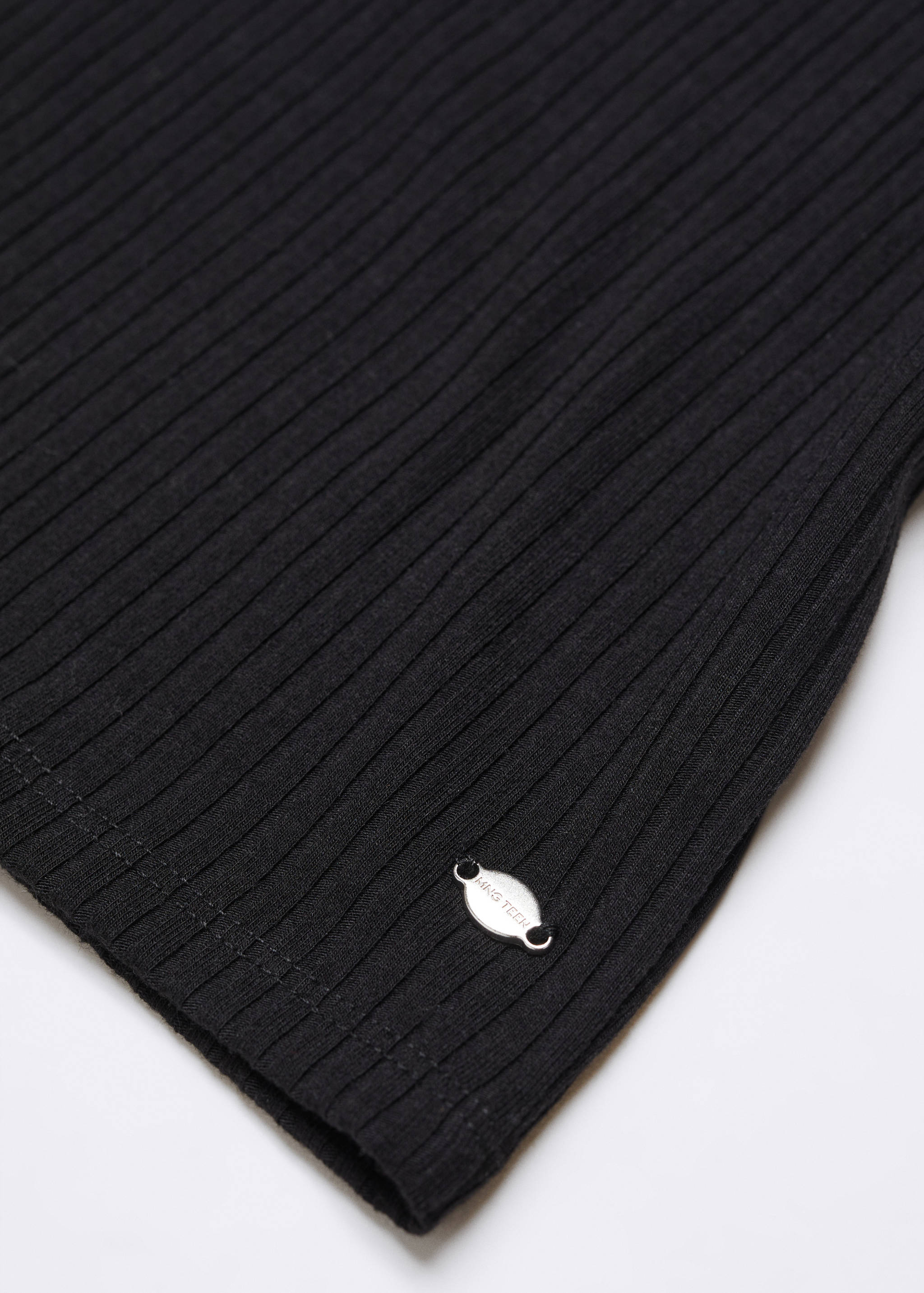 T-shirt épaules dénudées rayures - Détail de l'article 8