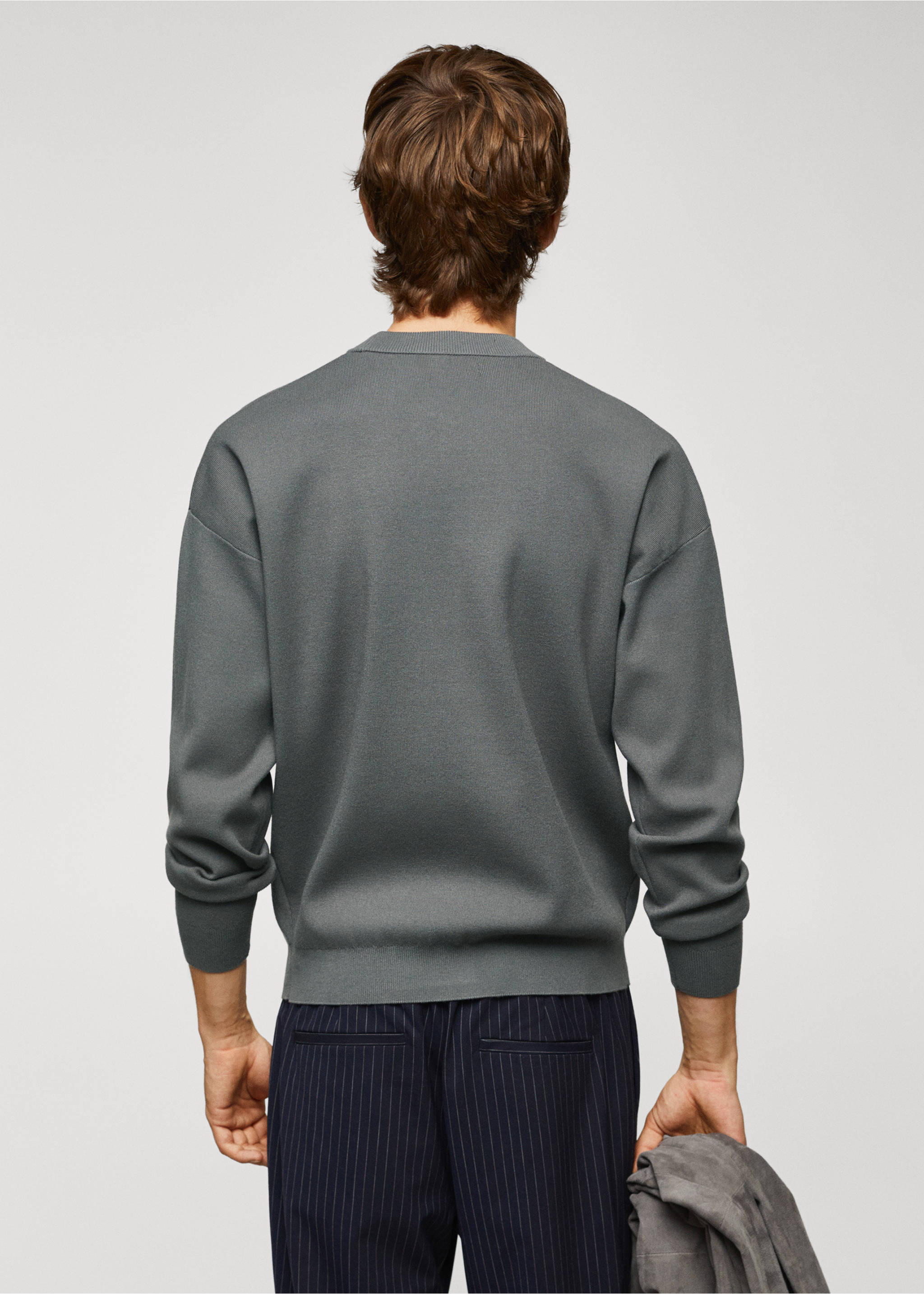 Pearlized knitted sweater regular fit - Reverse of the article, Light/Pastel Grey. Ref: 57004404-00.