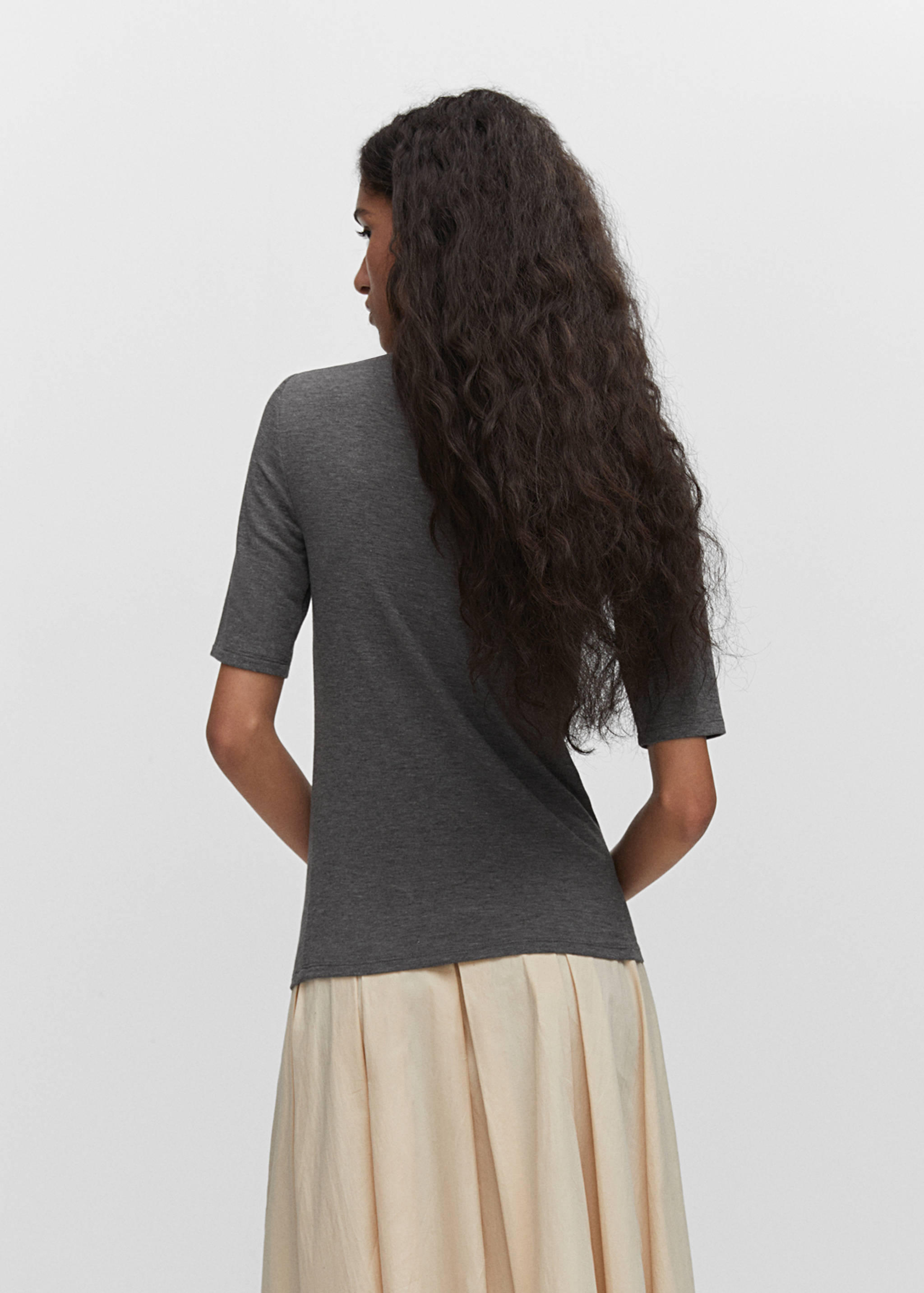 T-shirt col montant - Verso de l’article