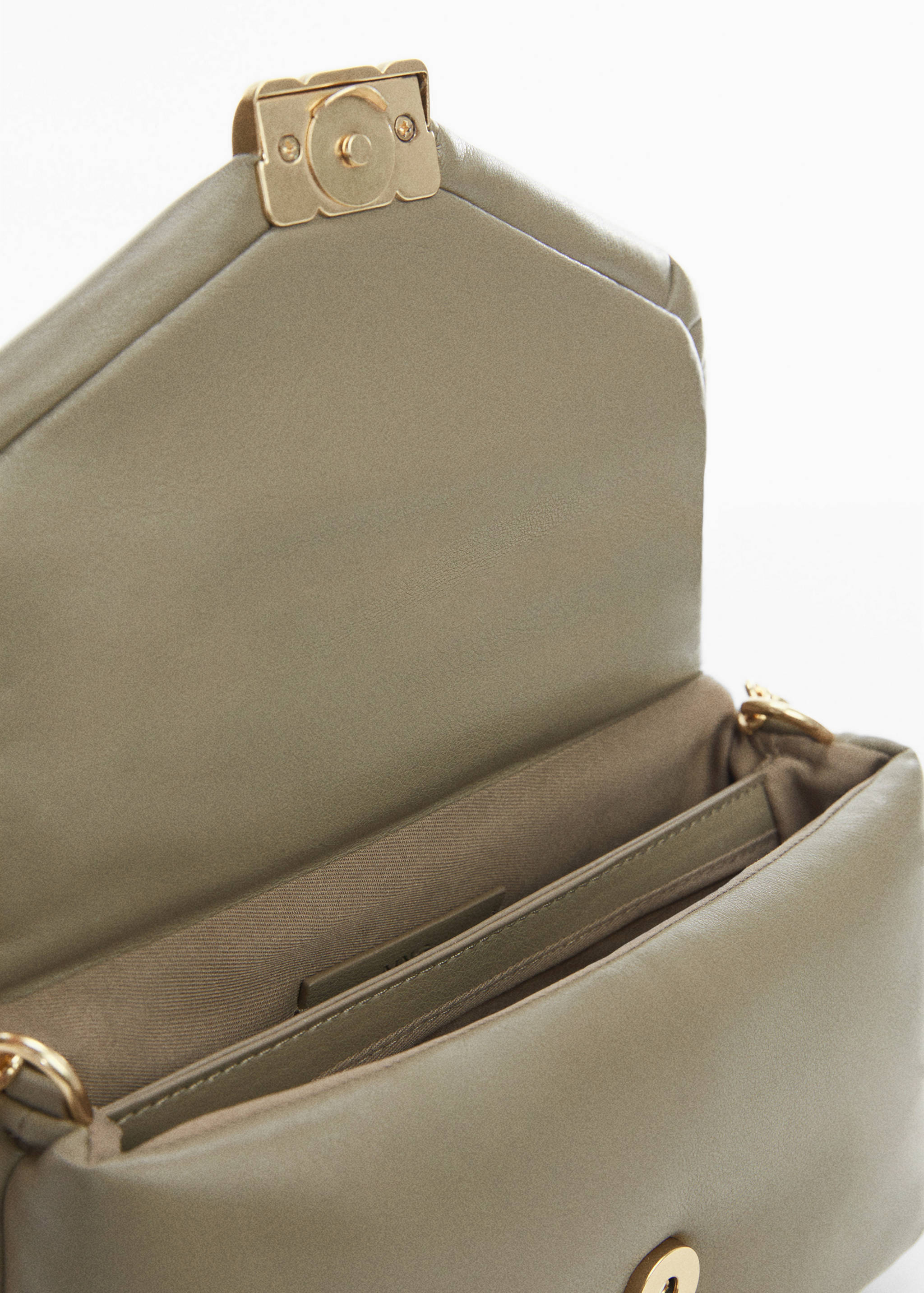 Quilted bag with chain handle - Details of the article 1