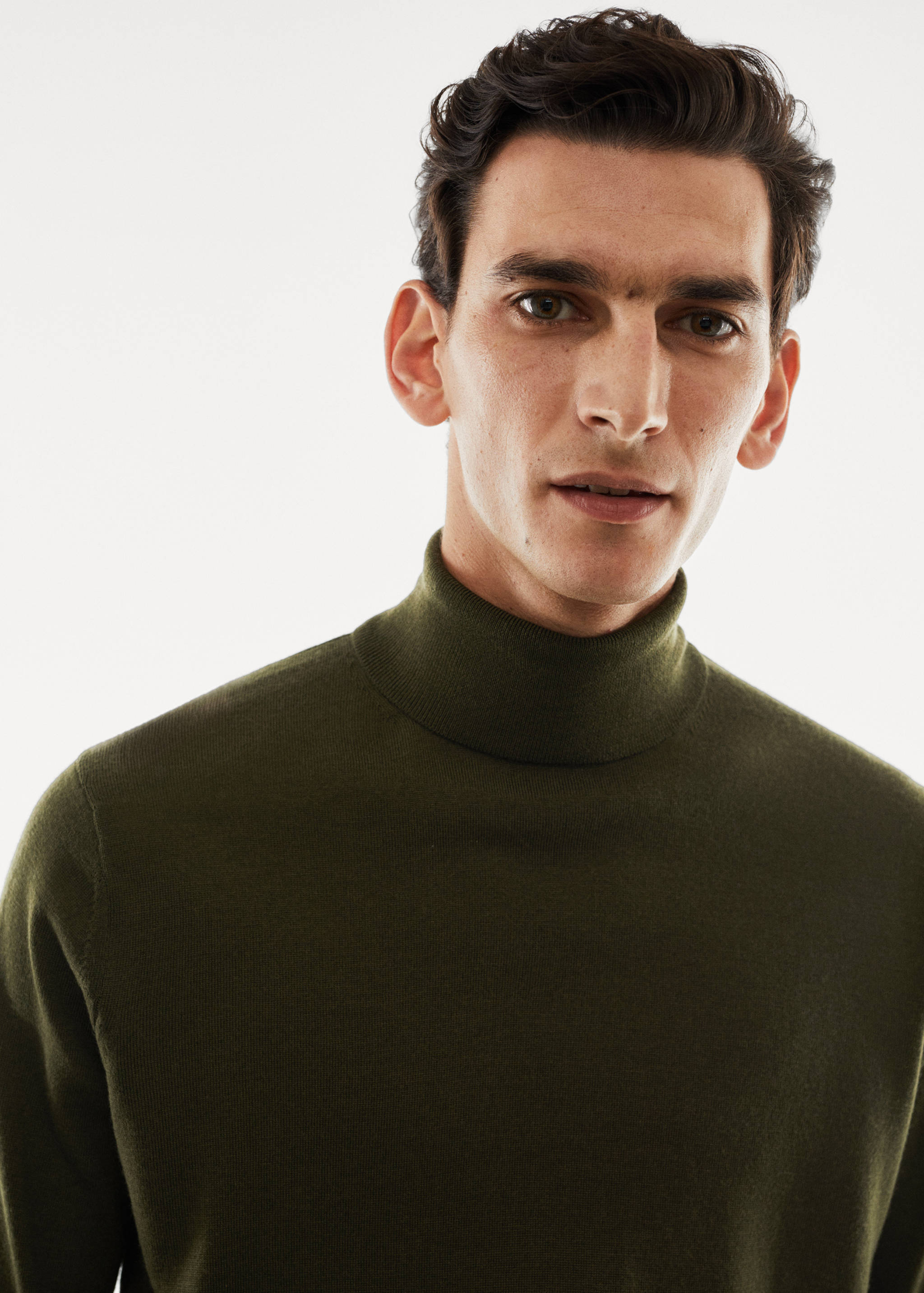 100% merino wool turtleneck sweater - Details of the article 1