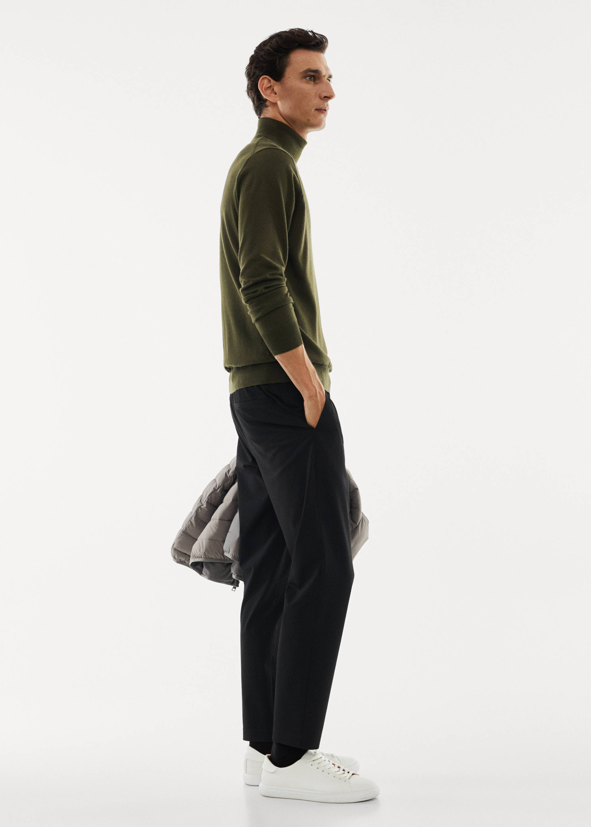 100% merino wool turtleneck sweater - Details of the article 2