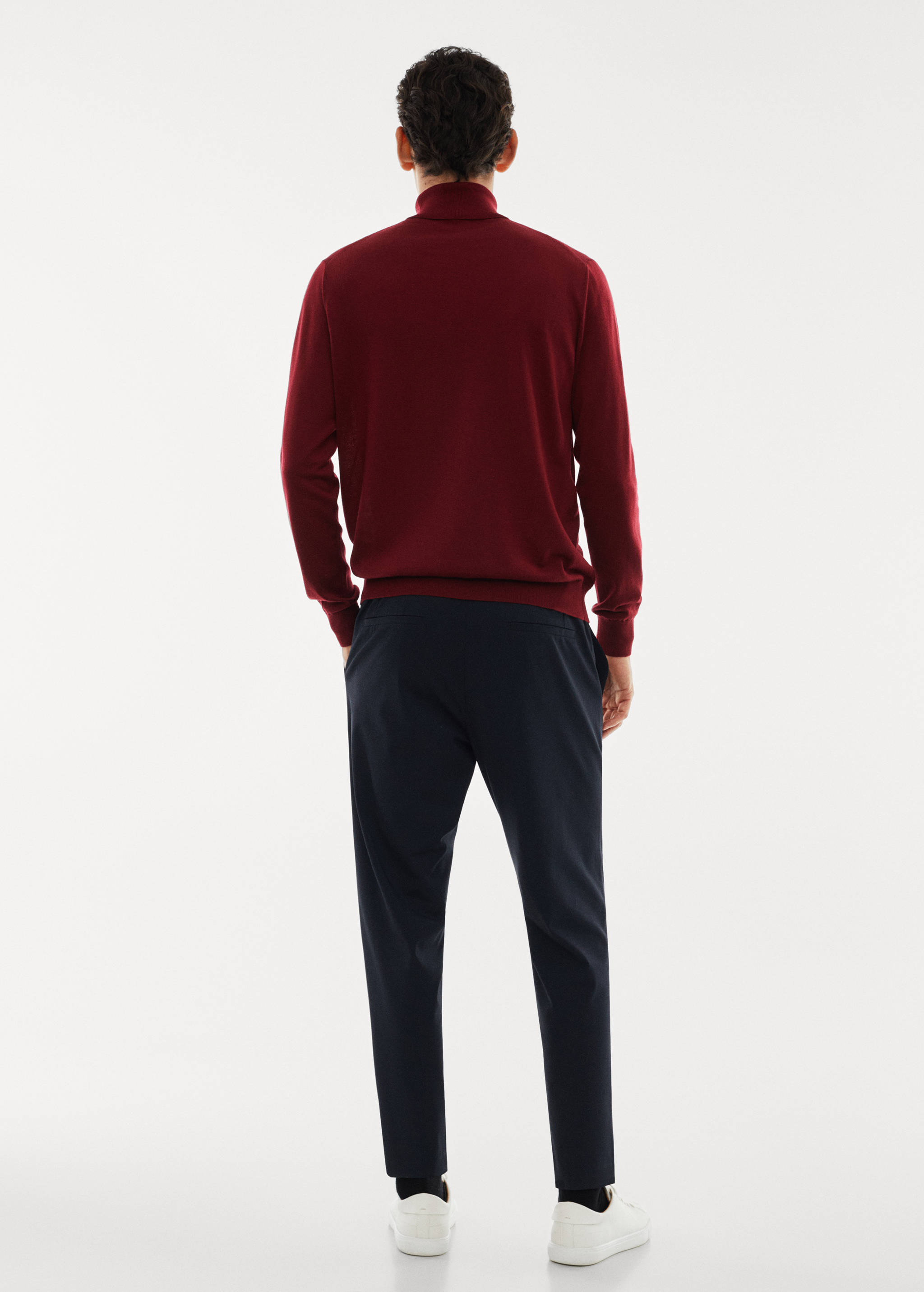 100% merino wool turtleneck sweater - Reverse of the article