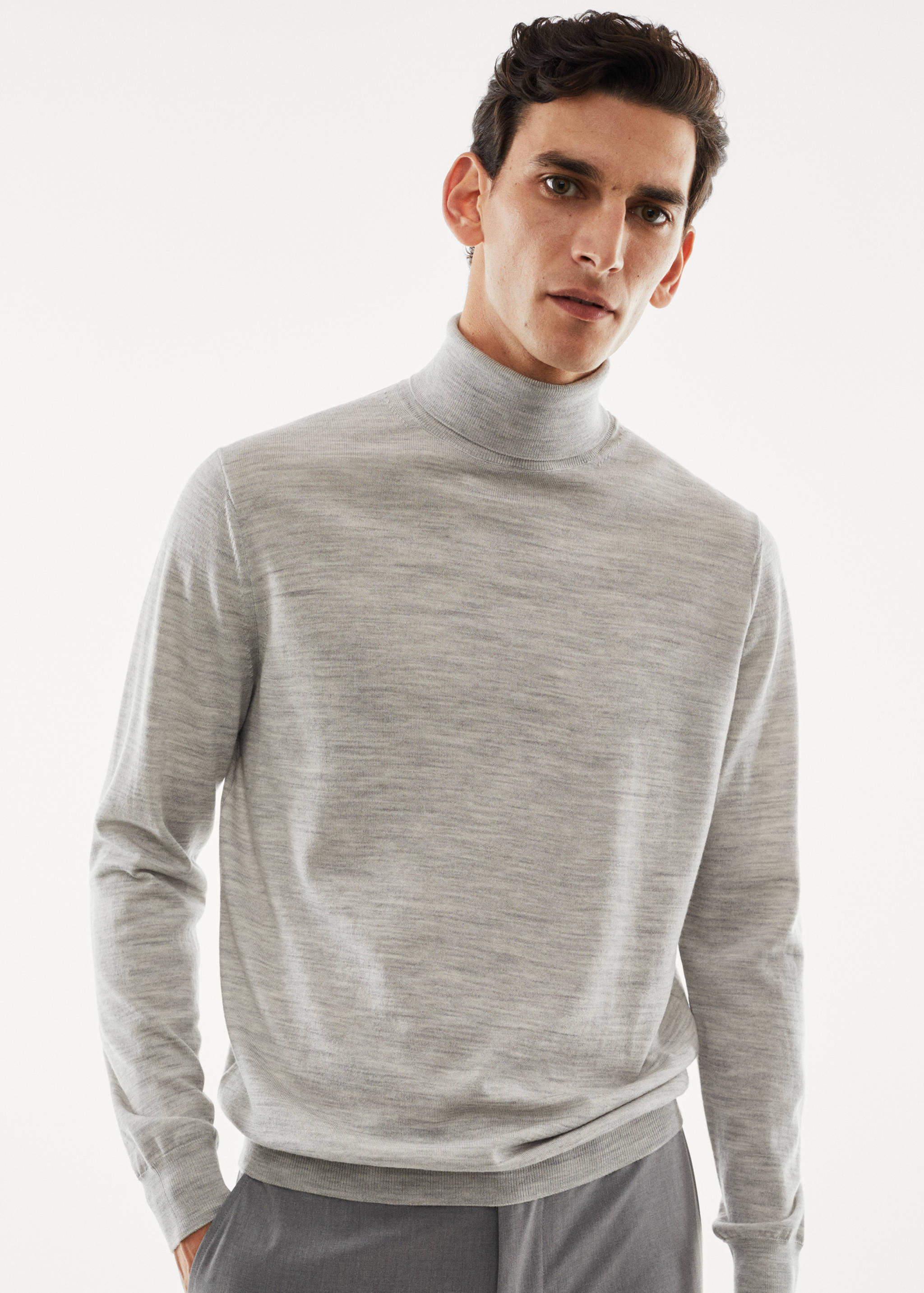 100% merino wool turtleneck sweater - Details of the article 1