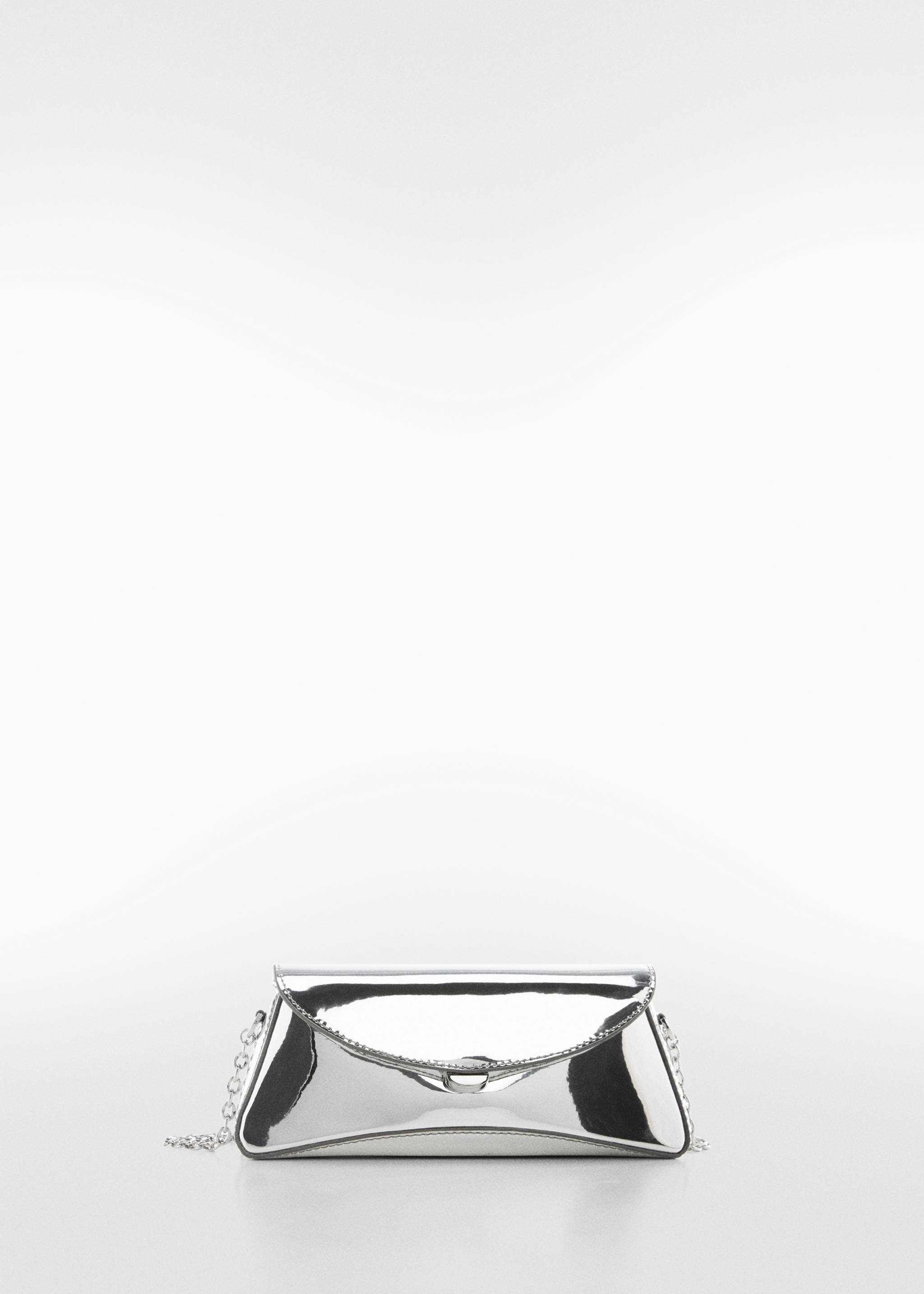 Лаковая сумка с цепочкой - Изделие без модели