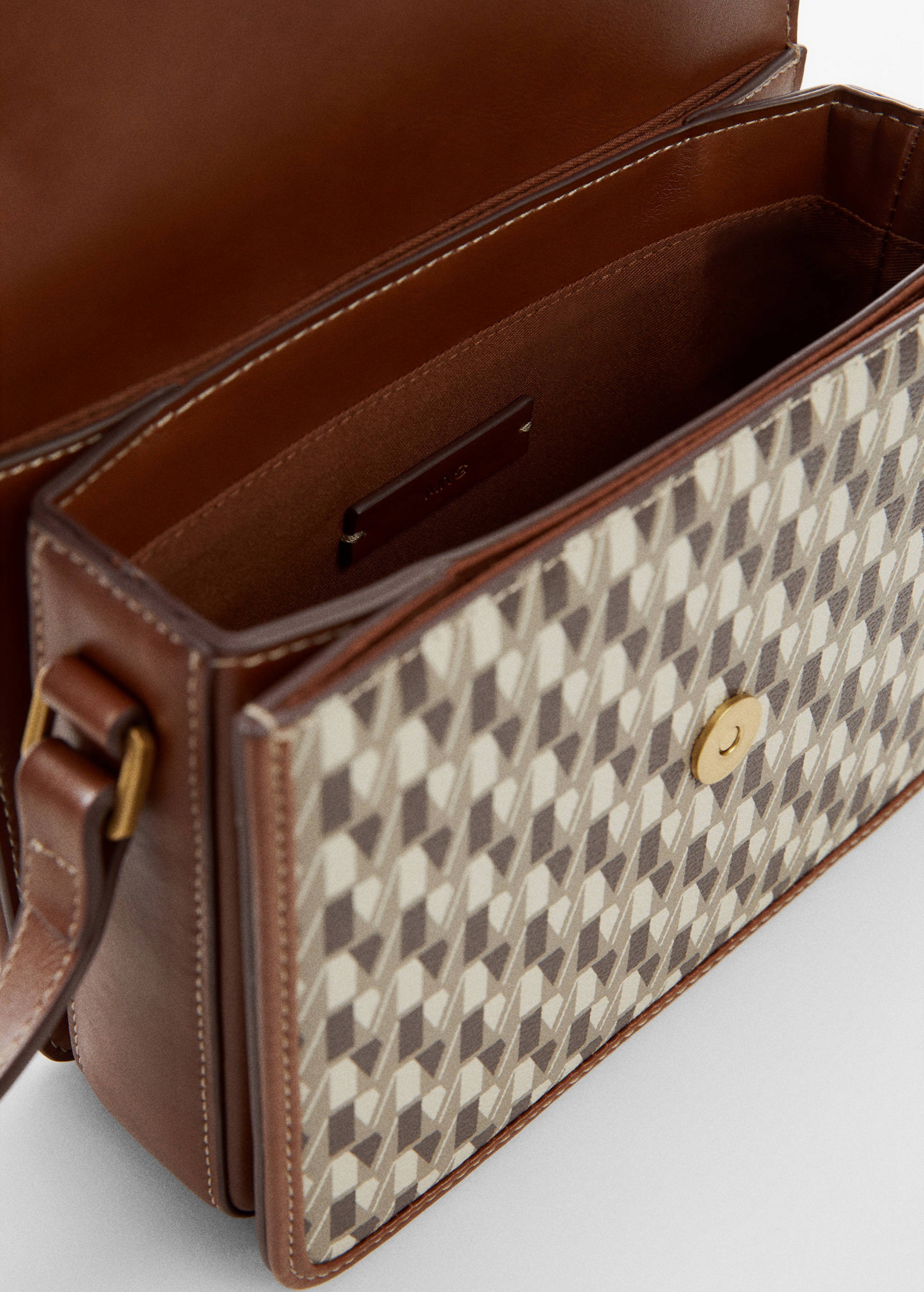 Shoulder bag with printed logo - Details of the article 2