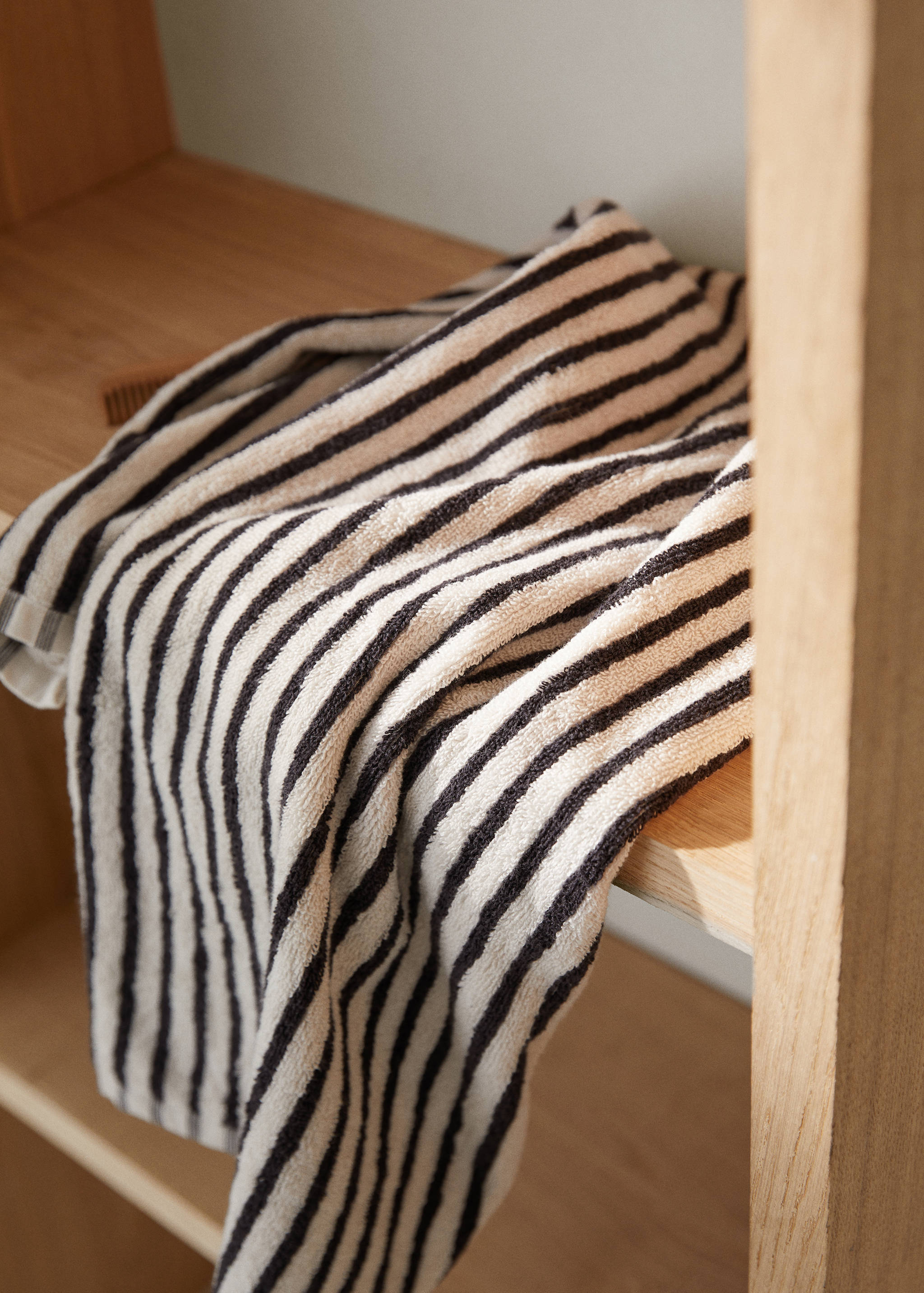 Toalla de manos rayas 50x90cm - Plano general