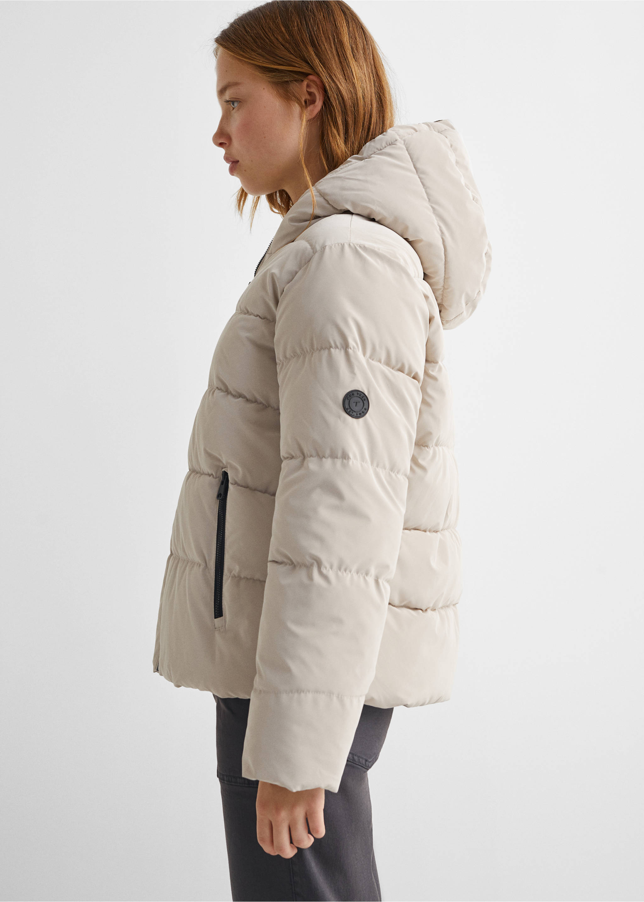 Anorak acolchado - Detalle del artículo 4, Crudo. Ref: 57005136-00.