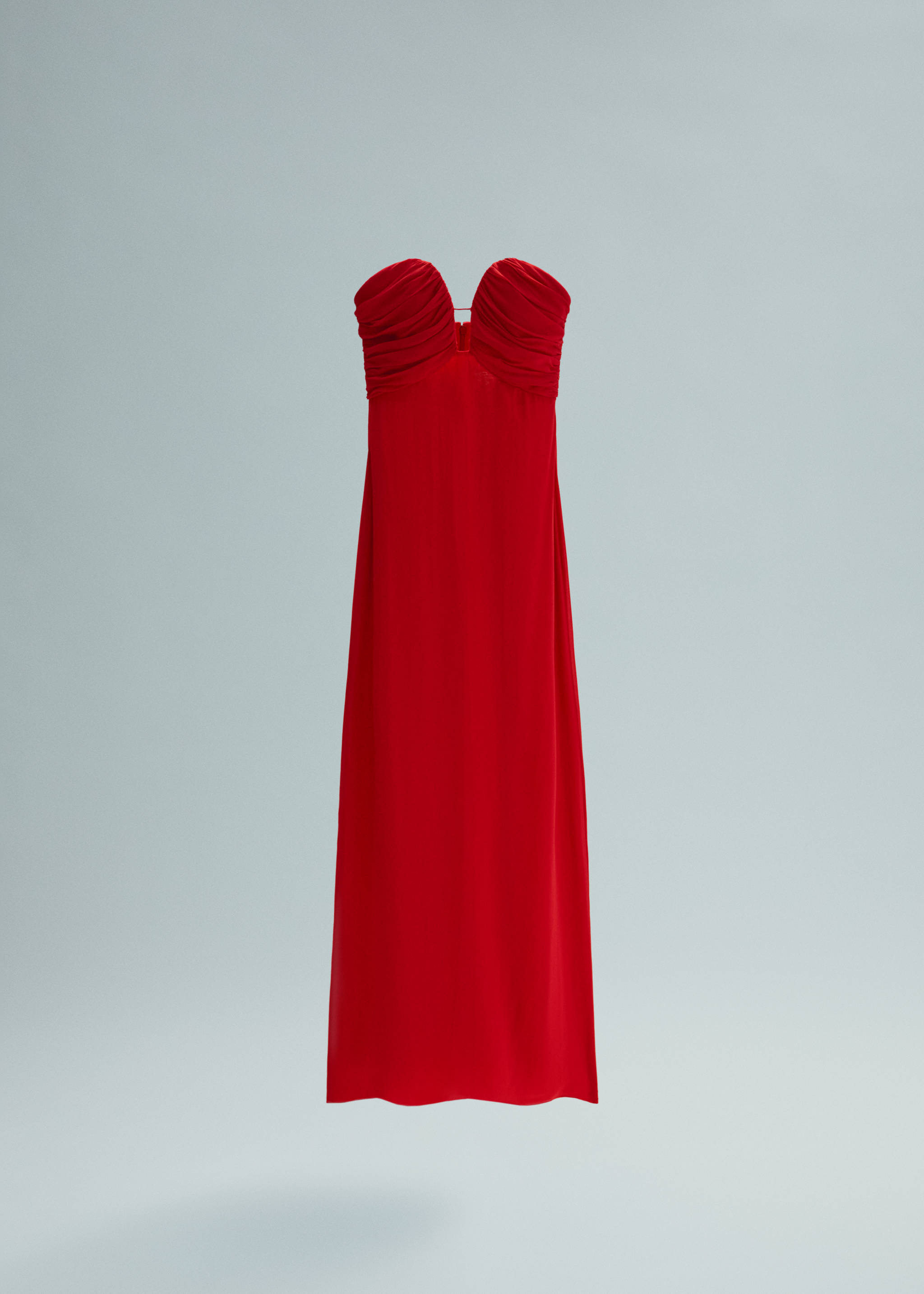 Strapless dress with sweetheart neckline - Article without model