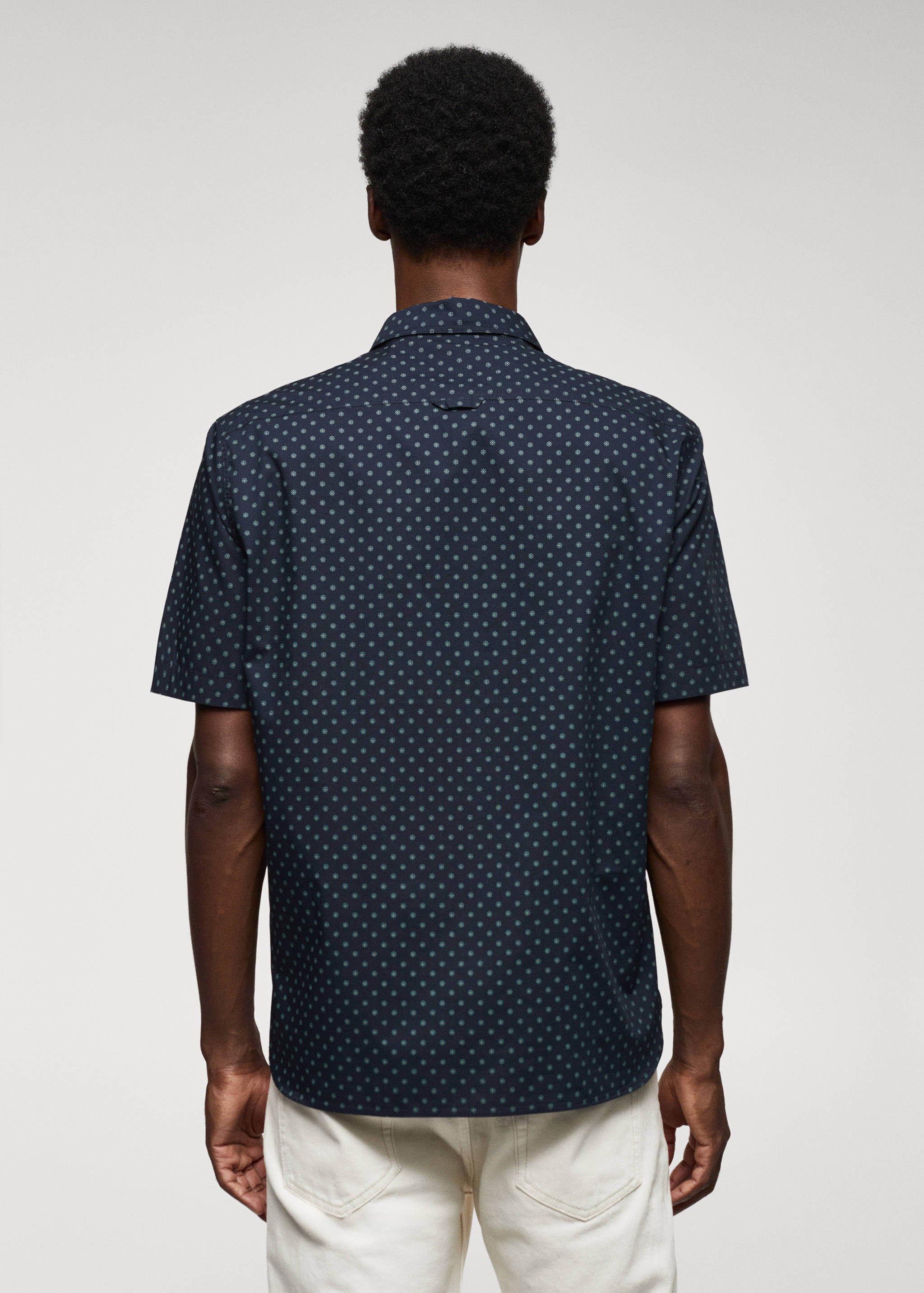 Camisa 100% algodón manga corta flores - Reverso del artículo