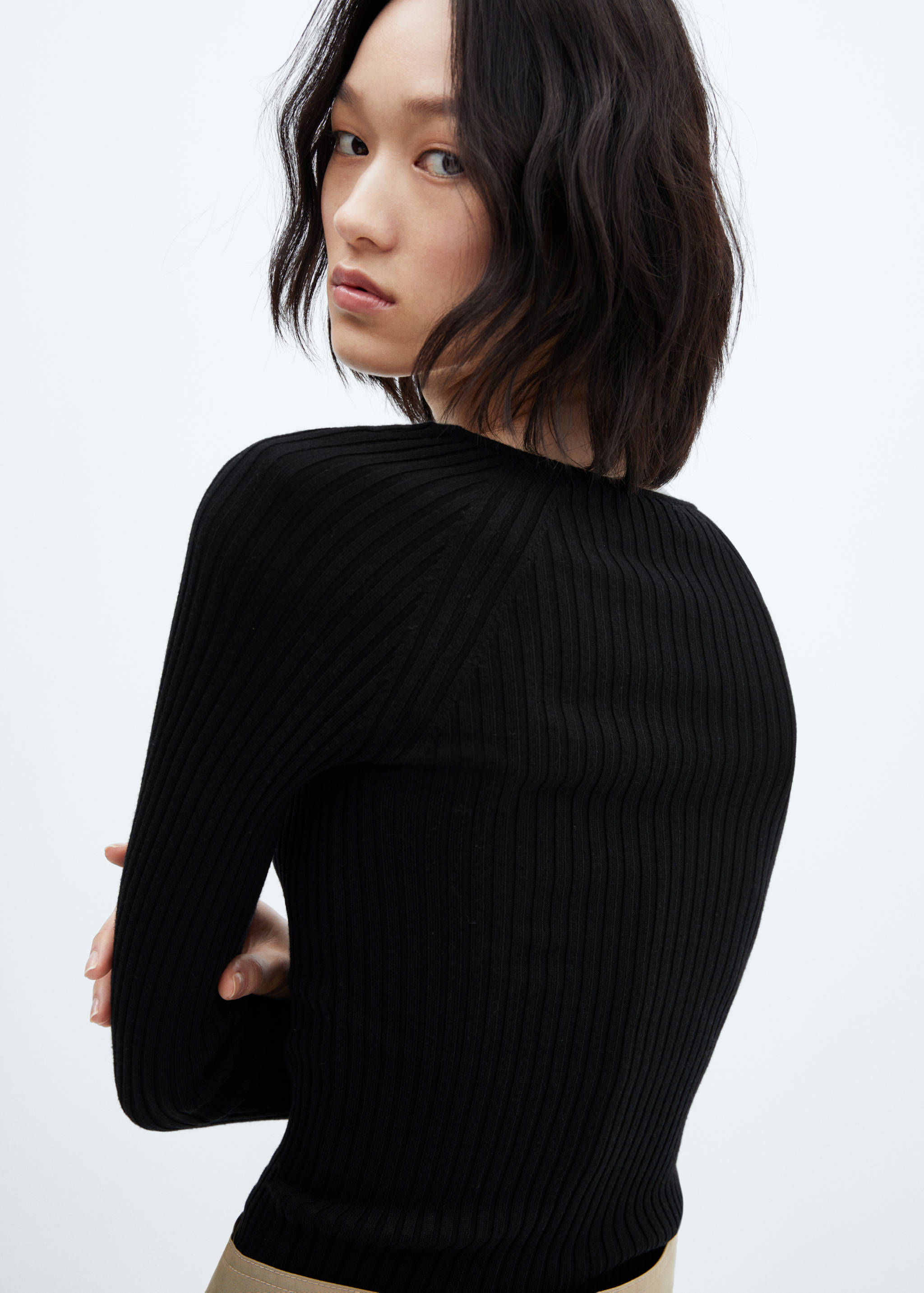 V-neck ribbed knit sweater - Details of the article 1