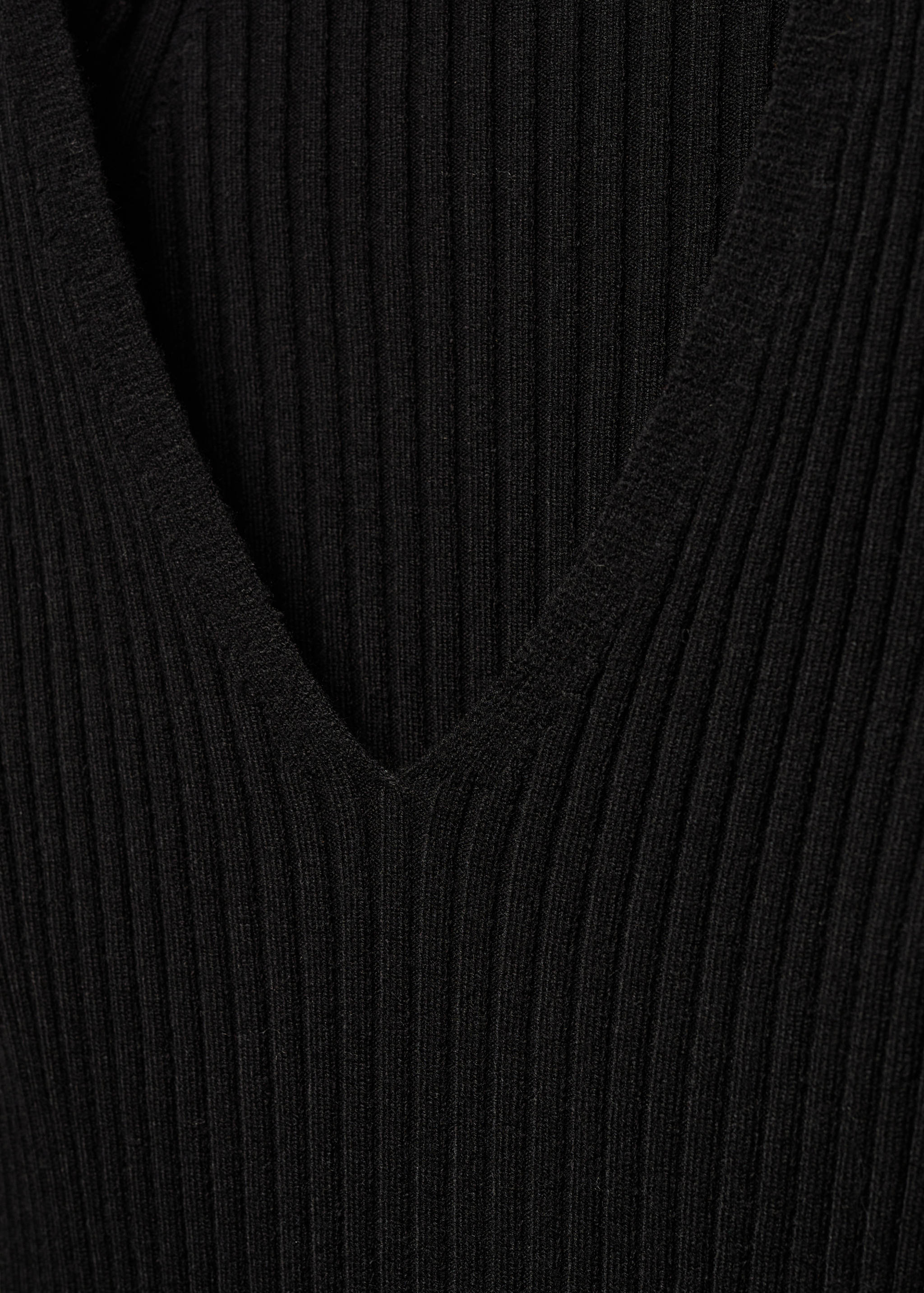 V-neck ribbed knit sweater - Details of the article 8