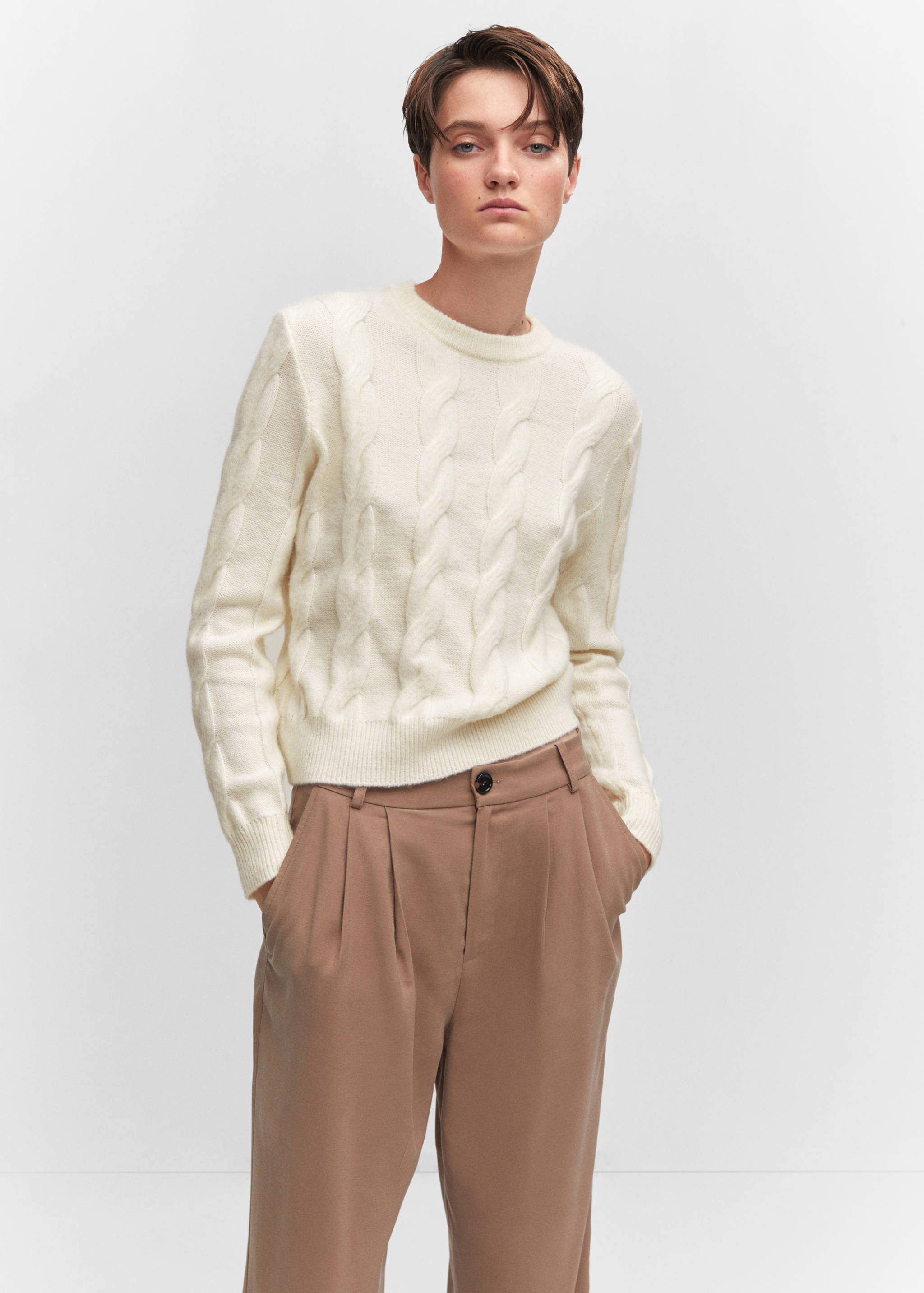 Cable-knit sweater - Medium plane