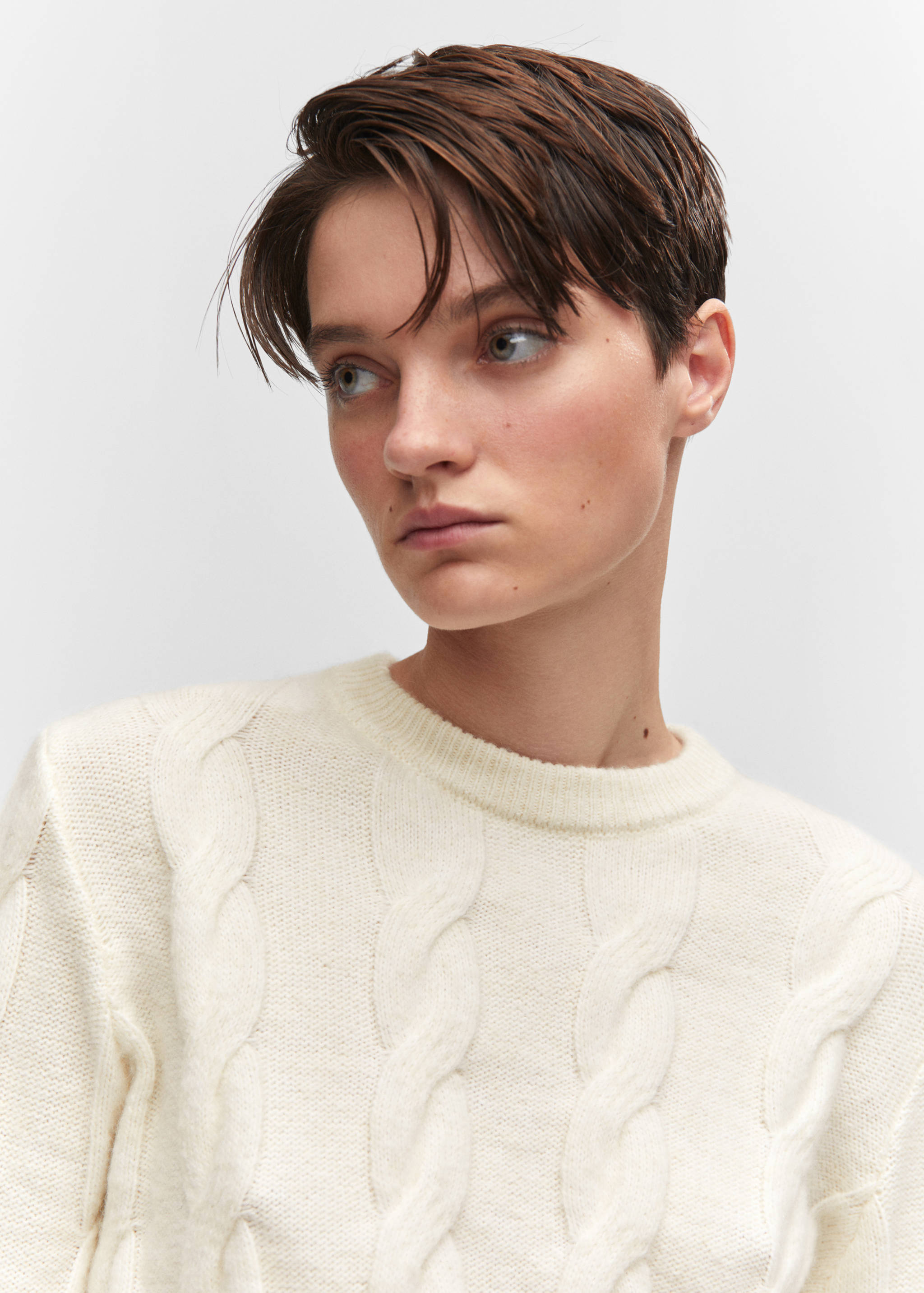 Cable-knit sweater - Details of the article 1