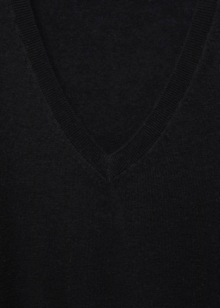 V-neck wool sweater — Black
