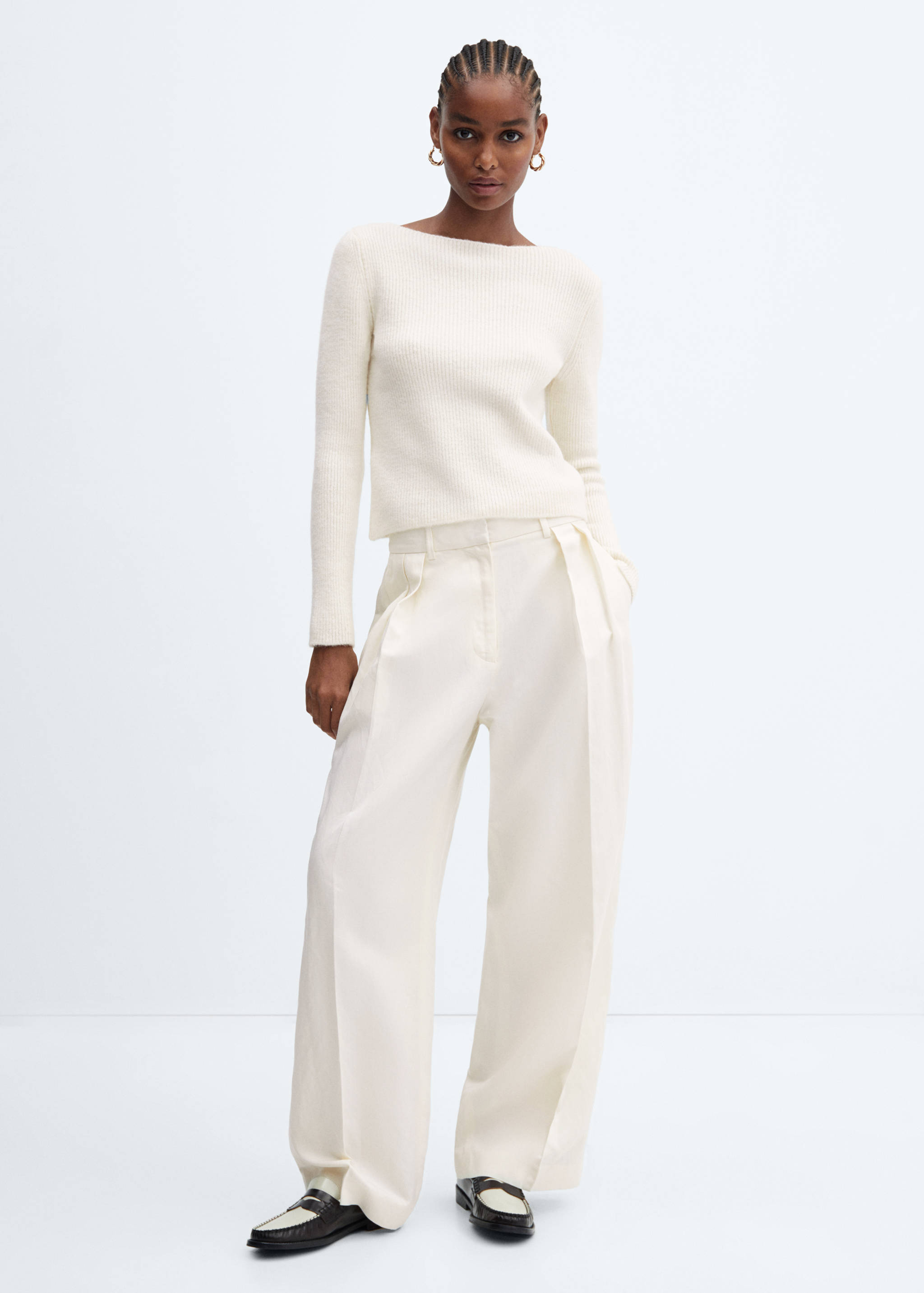 Boat-neck knitted sweater - General plane