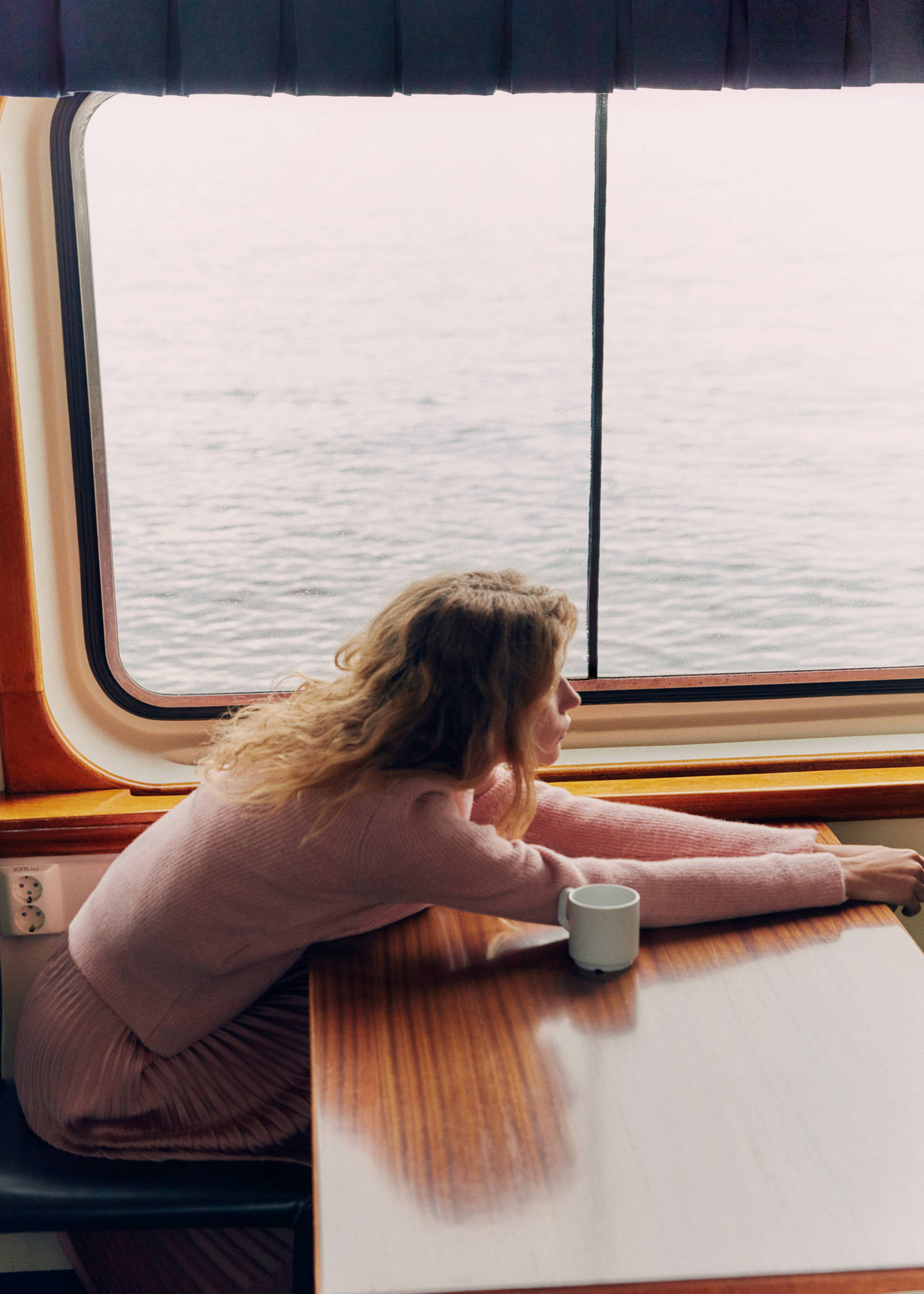 Boat-neck knitted sweater - Details of the article 6