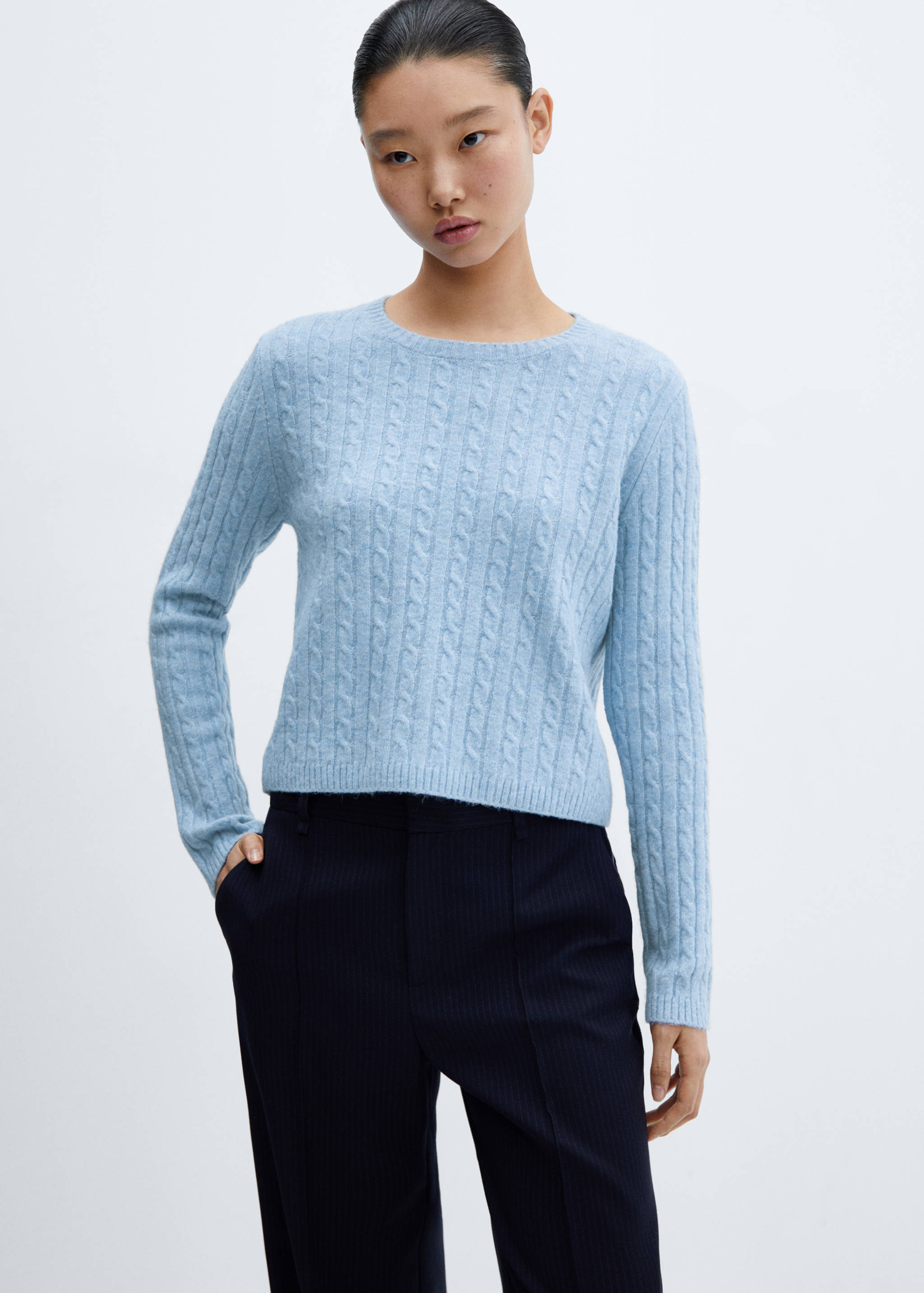 Cable-knit sweater - Medium plane