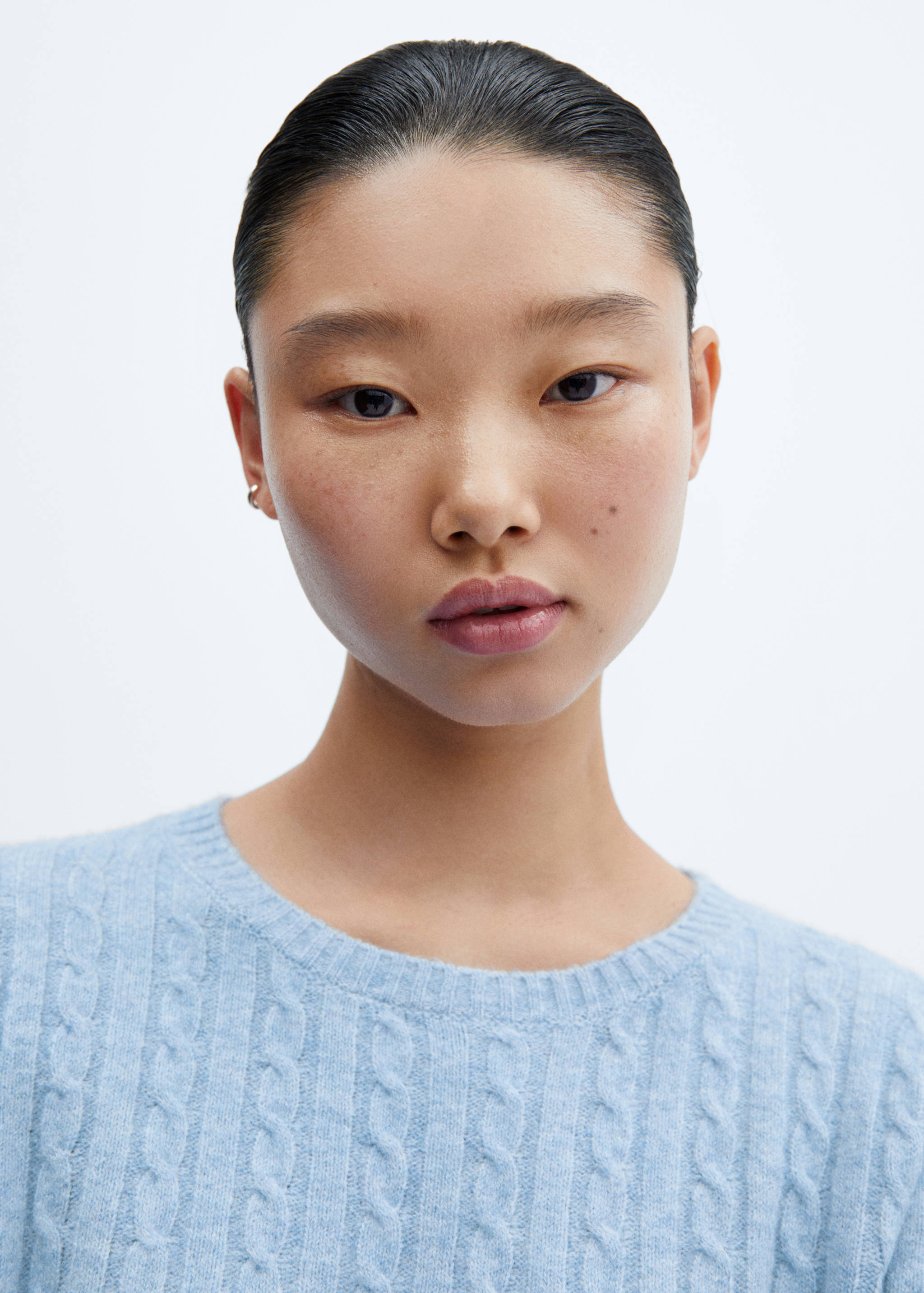 Cable-knit sweater - Details of the article 1