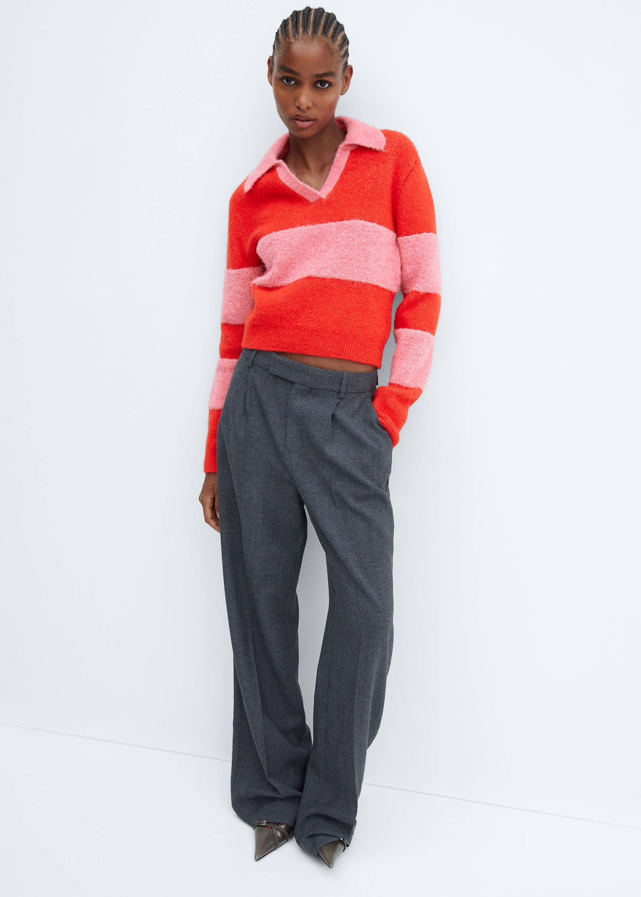 Polo-neck sweater with contrast panel - Details of the article 2