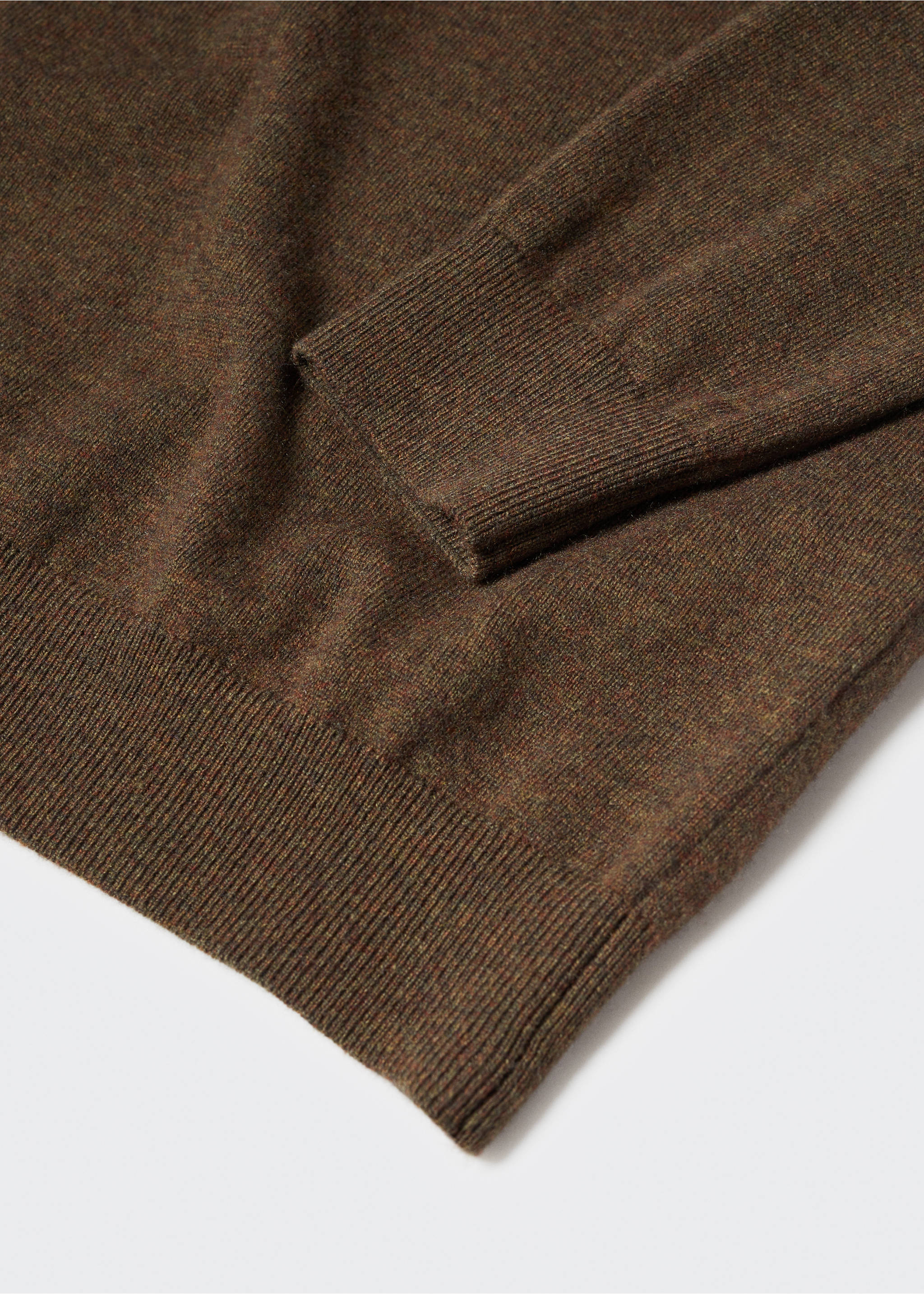 Fine-knit wool-blend sweater - Details of the article 8, Khaki. Ref: 57005962-00.