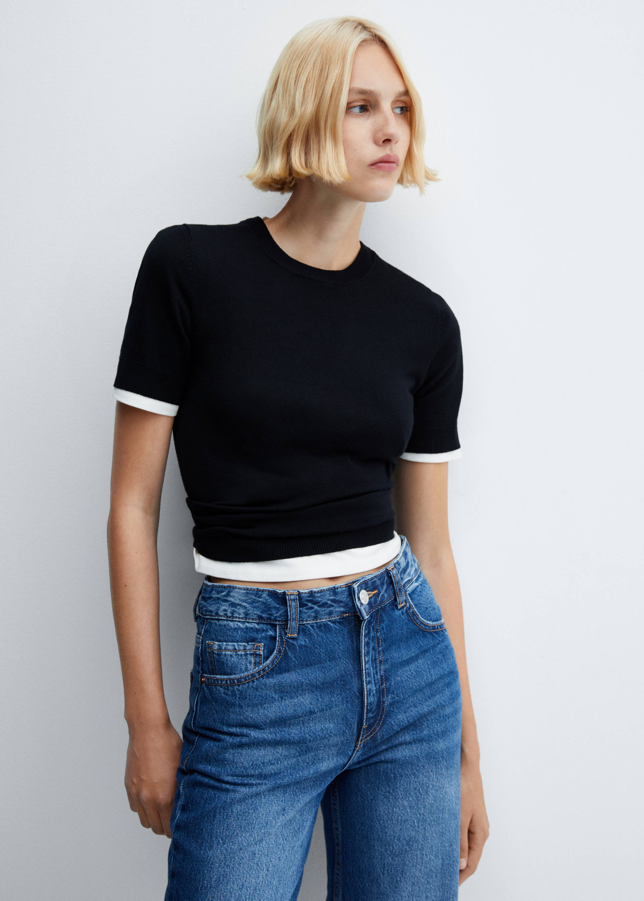 Wide leg mid-rise jeans - Details of the article 1