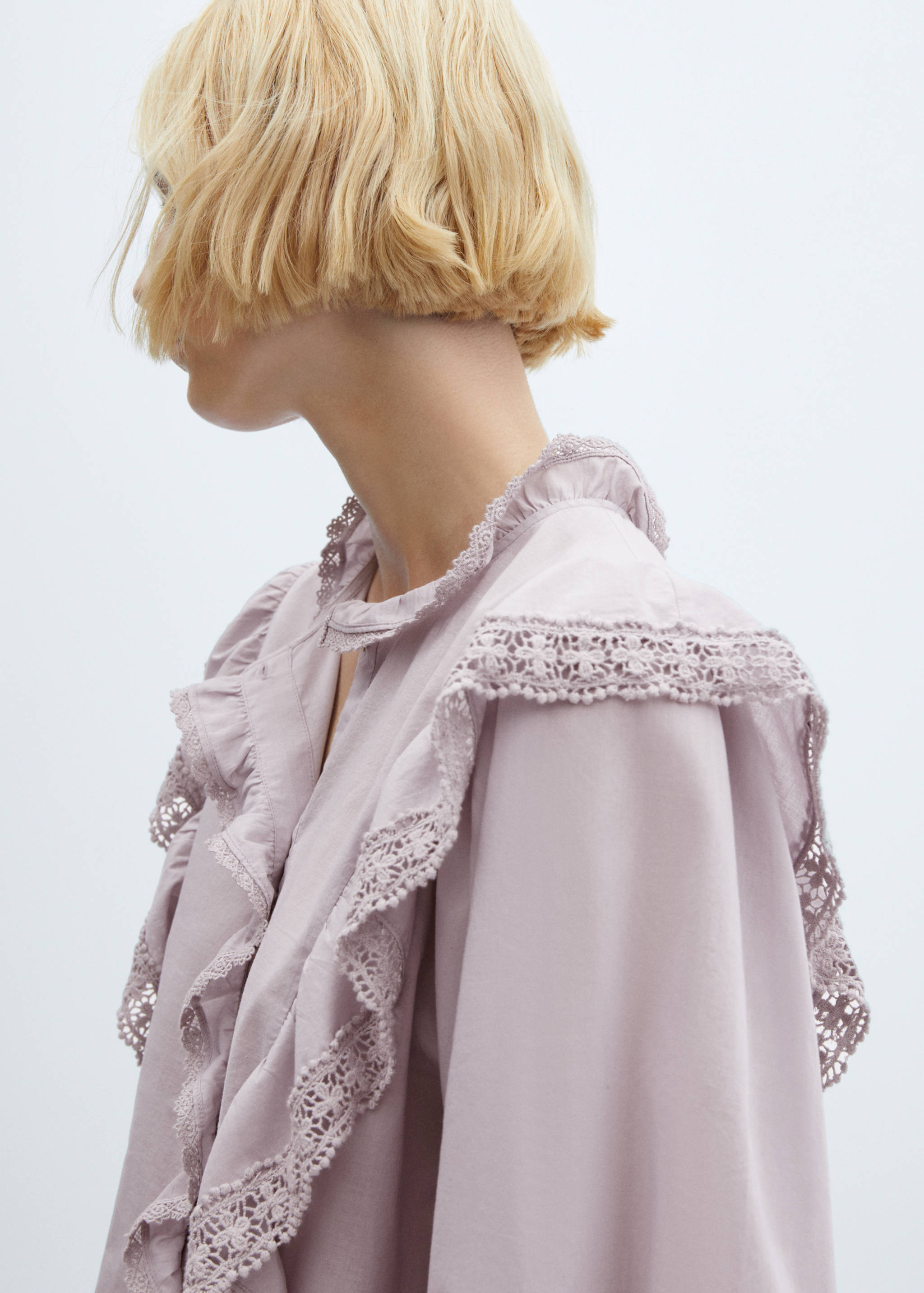Кружевная блузка с воланами - Деталь изделия 2