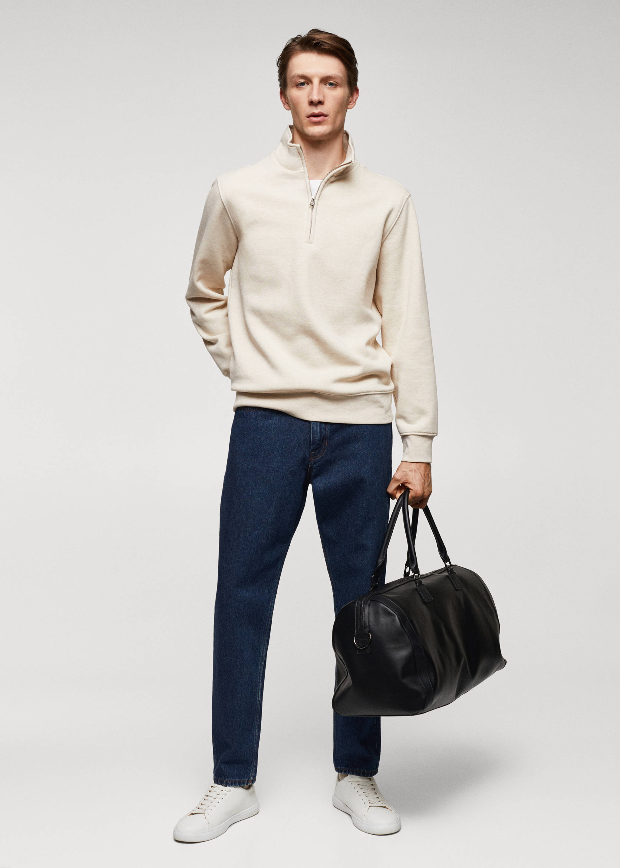 بلوزة قطنية بسحاب عند الرقبة - رؤية عامة