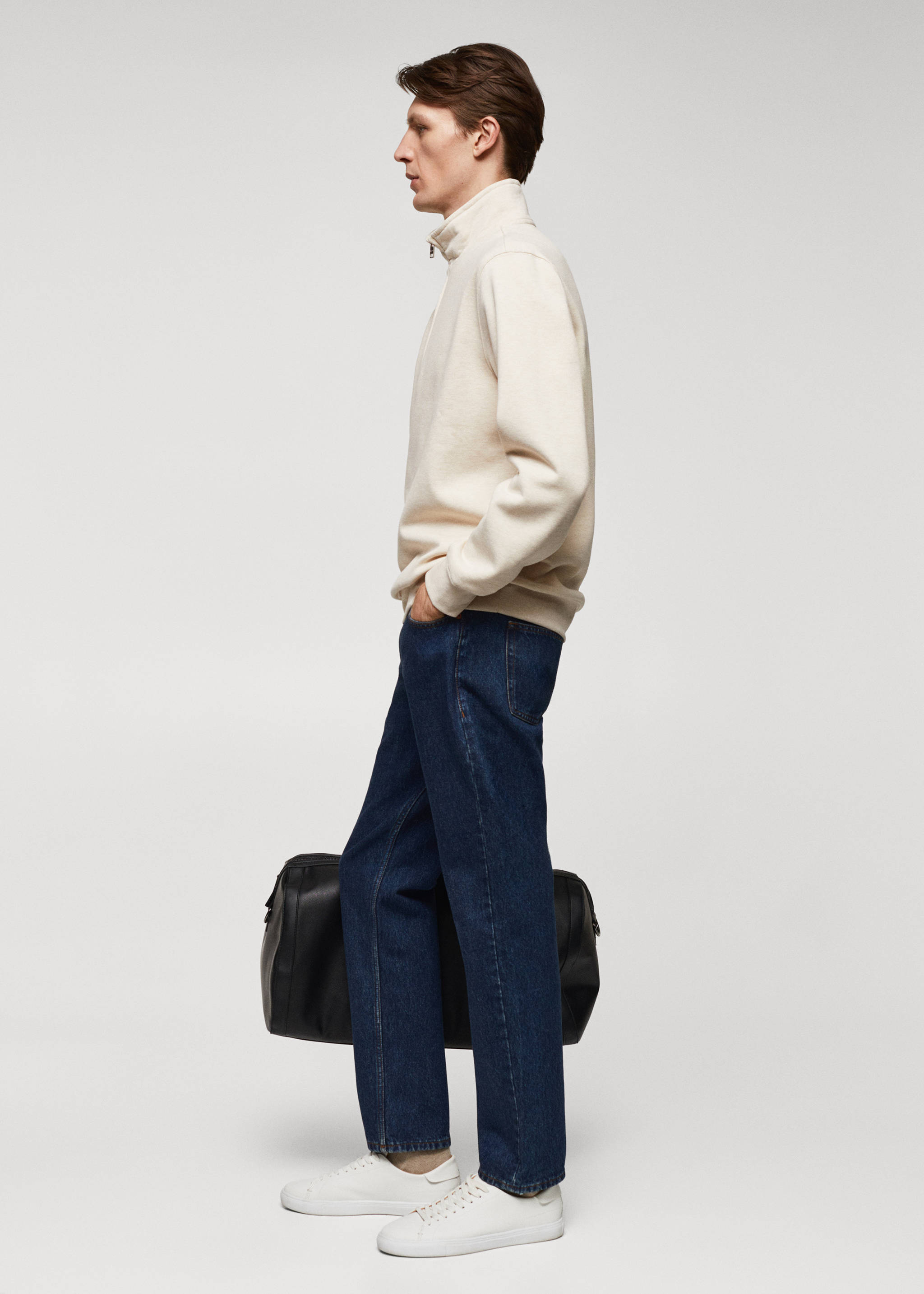 بلوزة قطنية بسحاب عند الرقبة - تفاصيل المنتج 2