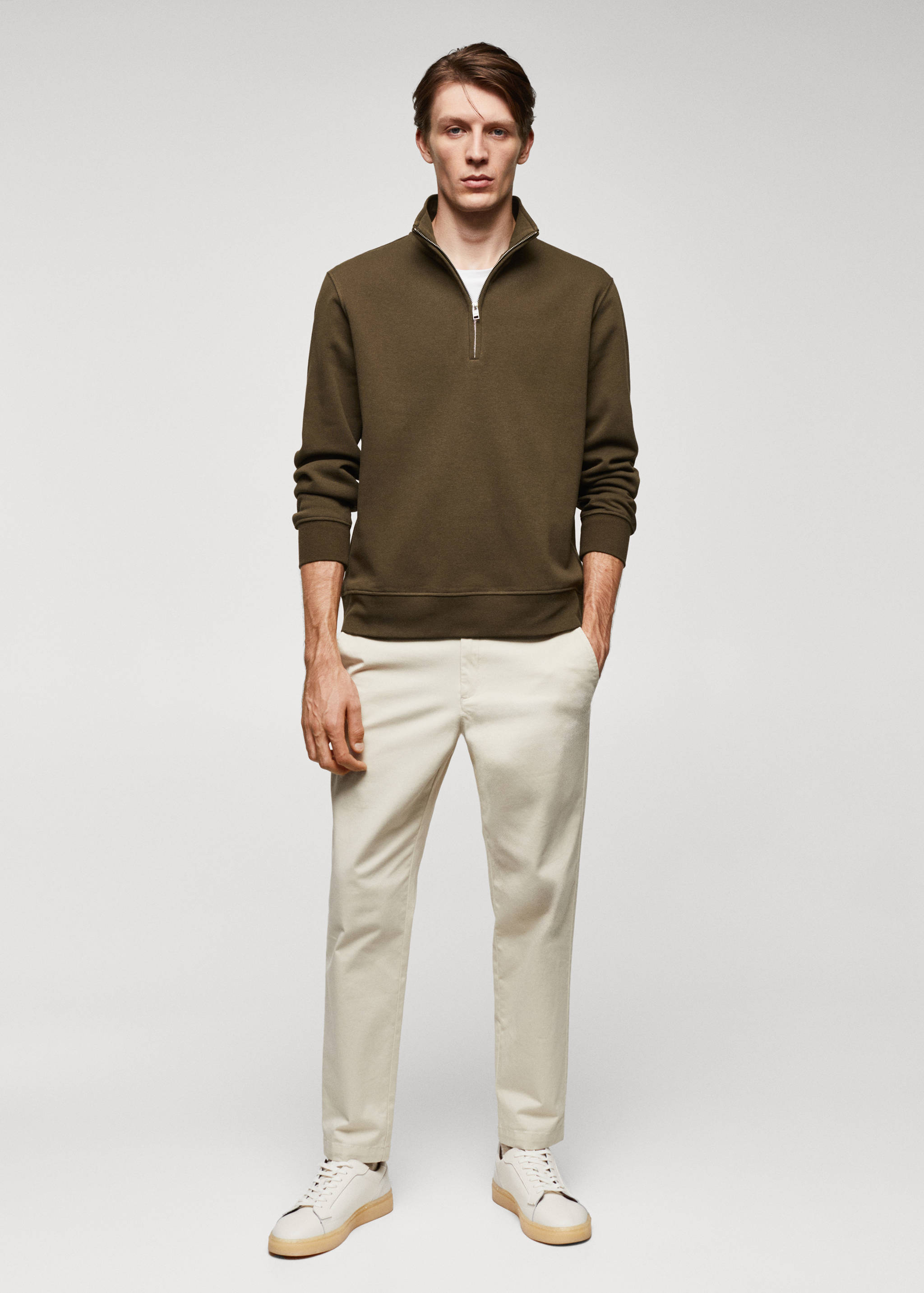 بلوزة قطنية بسحاب عند الرقبة - رؤية عامة