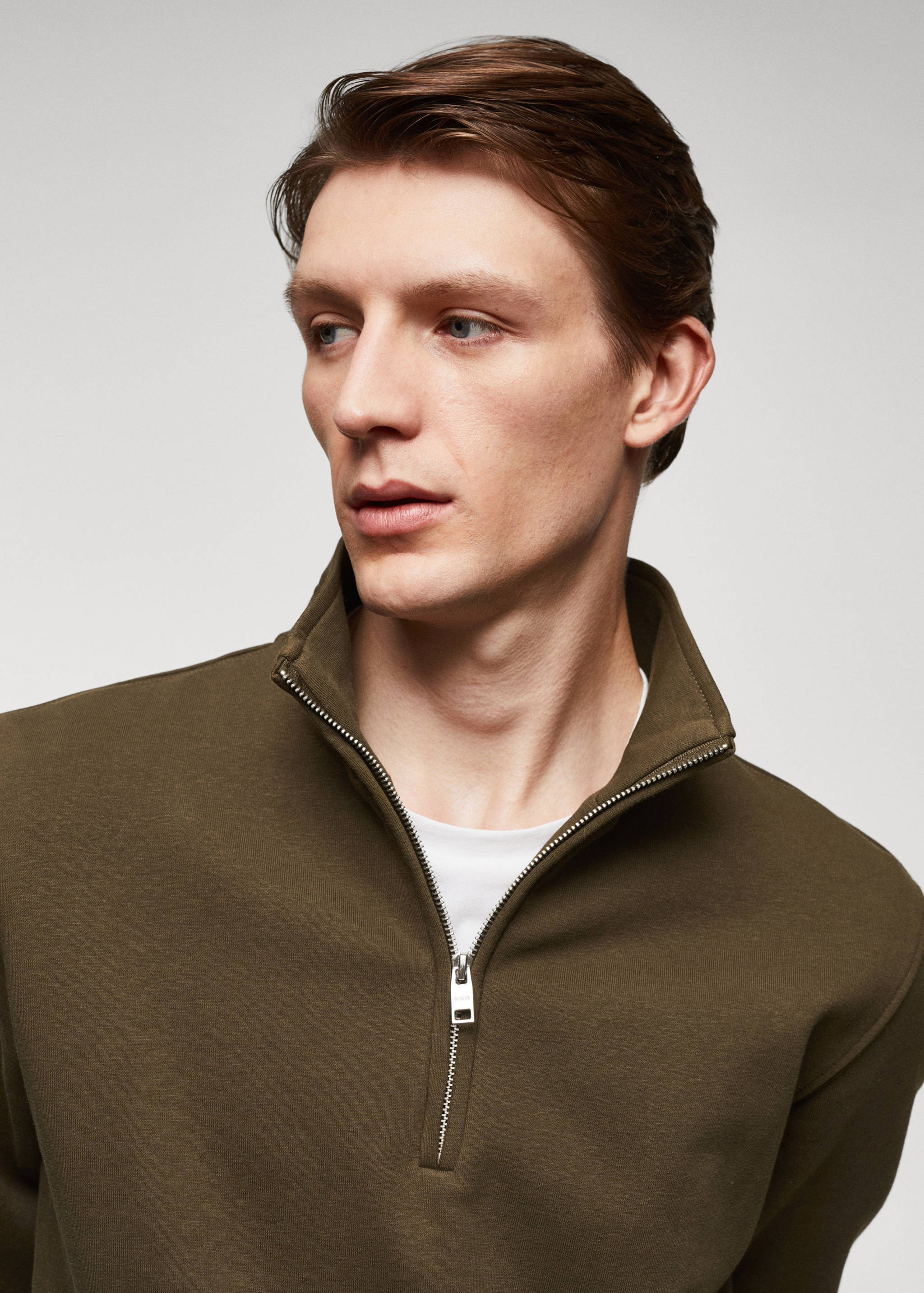 بلوزة قطنية بسحاب عند الرقبة - تفاصيل المنتج 1