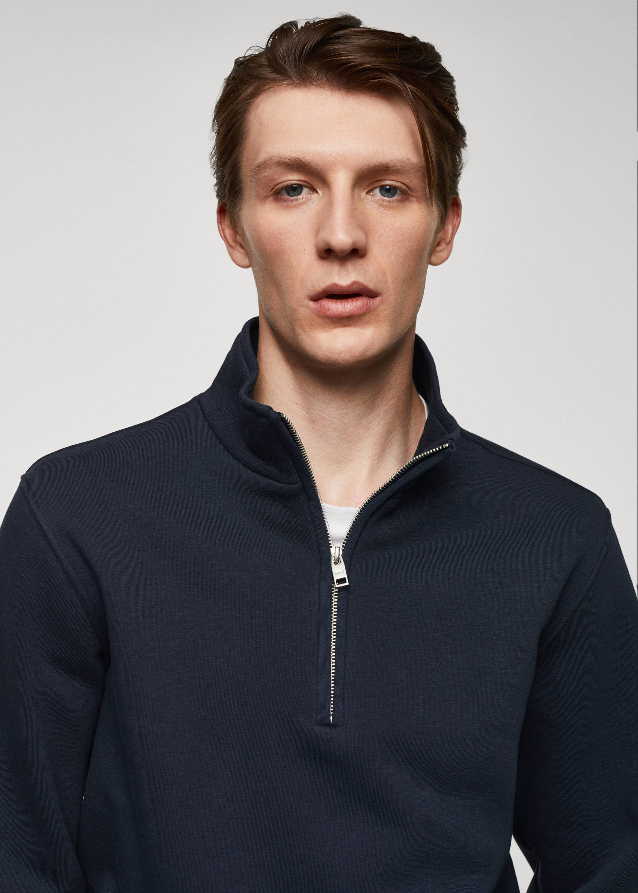 بلوزة قطنية بسحاب عند الرقبة - تفاصيل المنتج 1