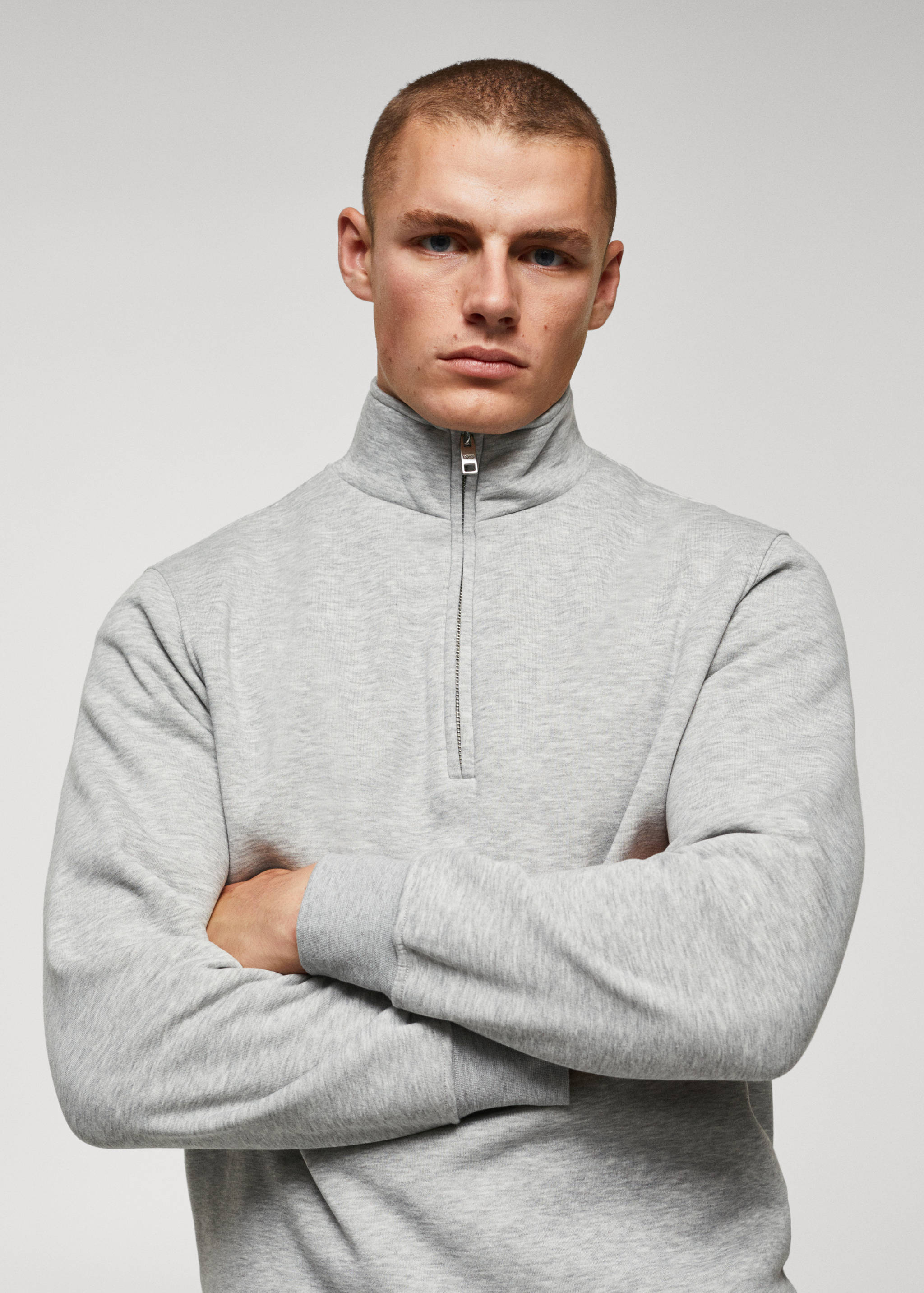 بلوزة قطنية بسحاب عند الرقبة - تفاصيل المنتج 1