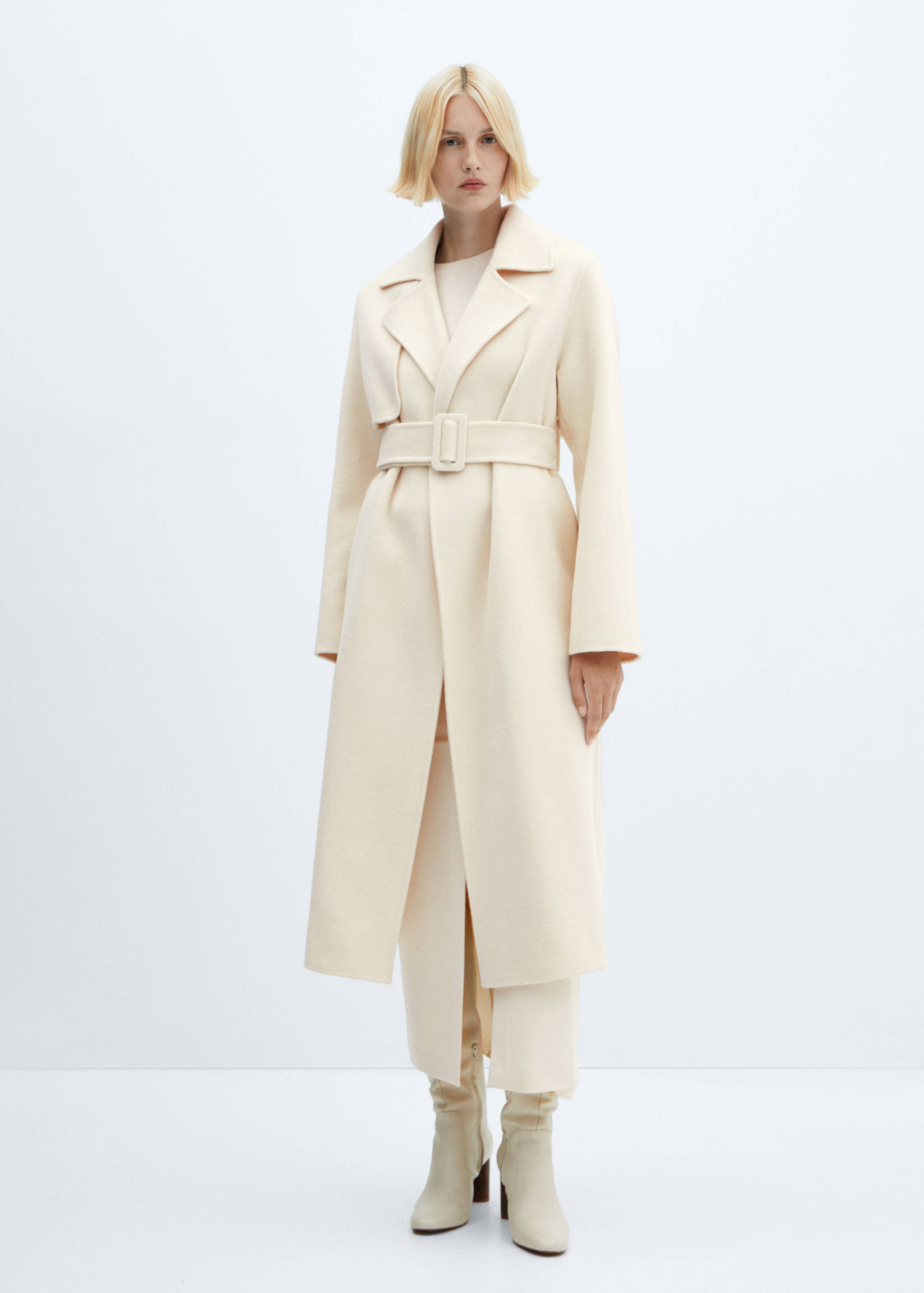 Handmade wool coat with belt - General plane